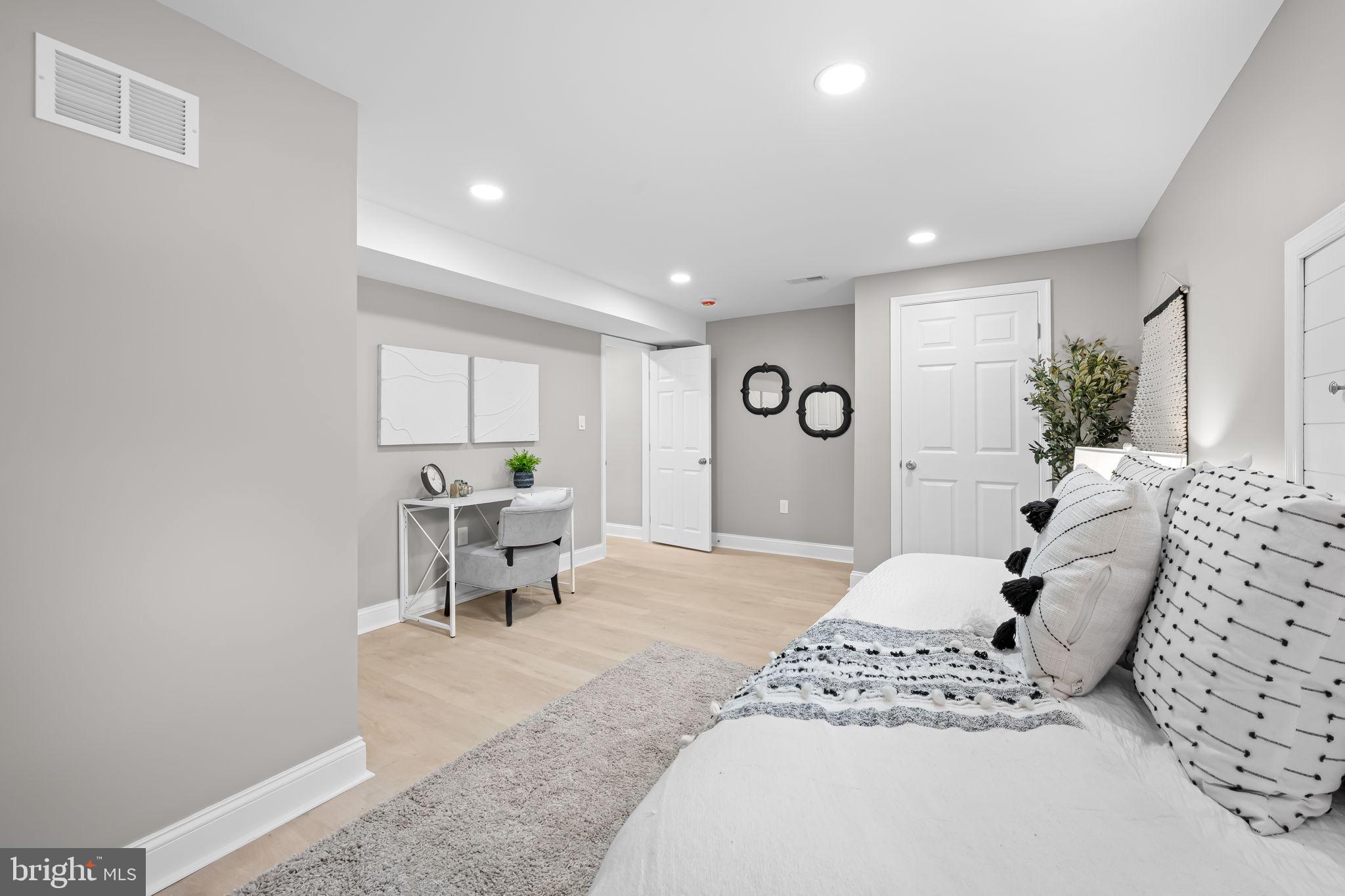 EDMONSON HEIGHTS - Residential