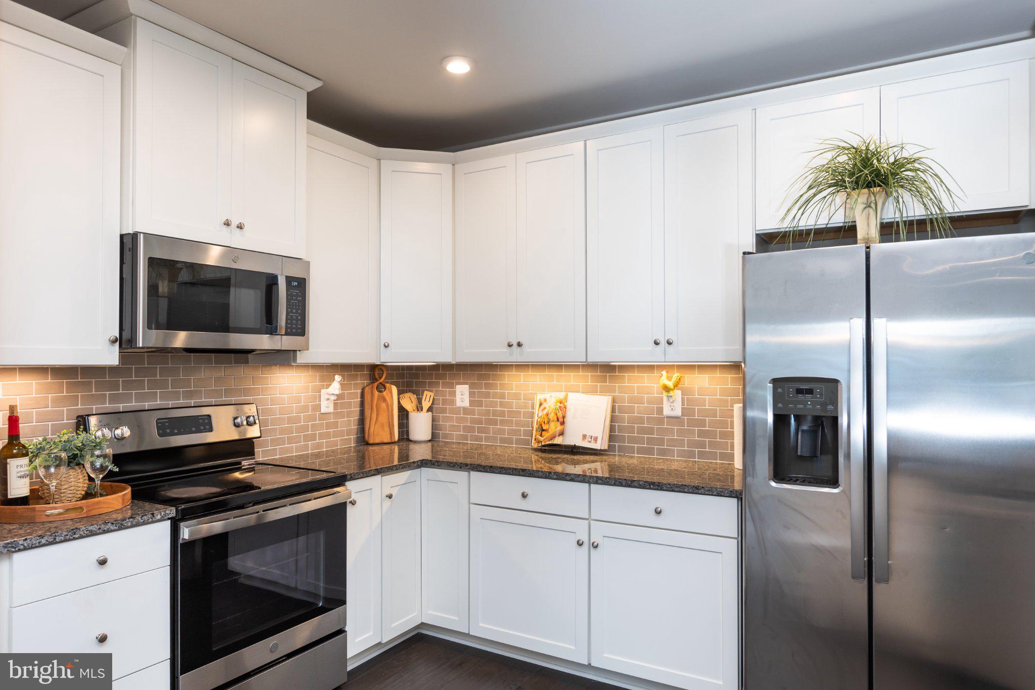 ELLICOTTS RETREAT - Residential