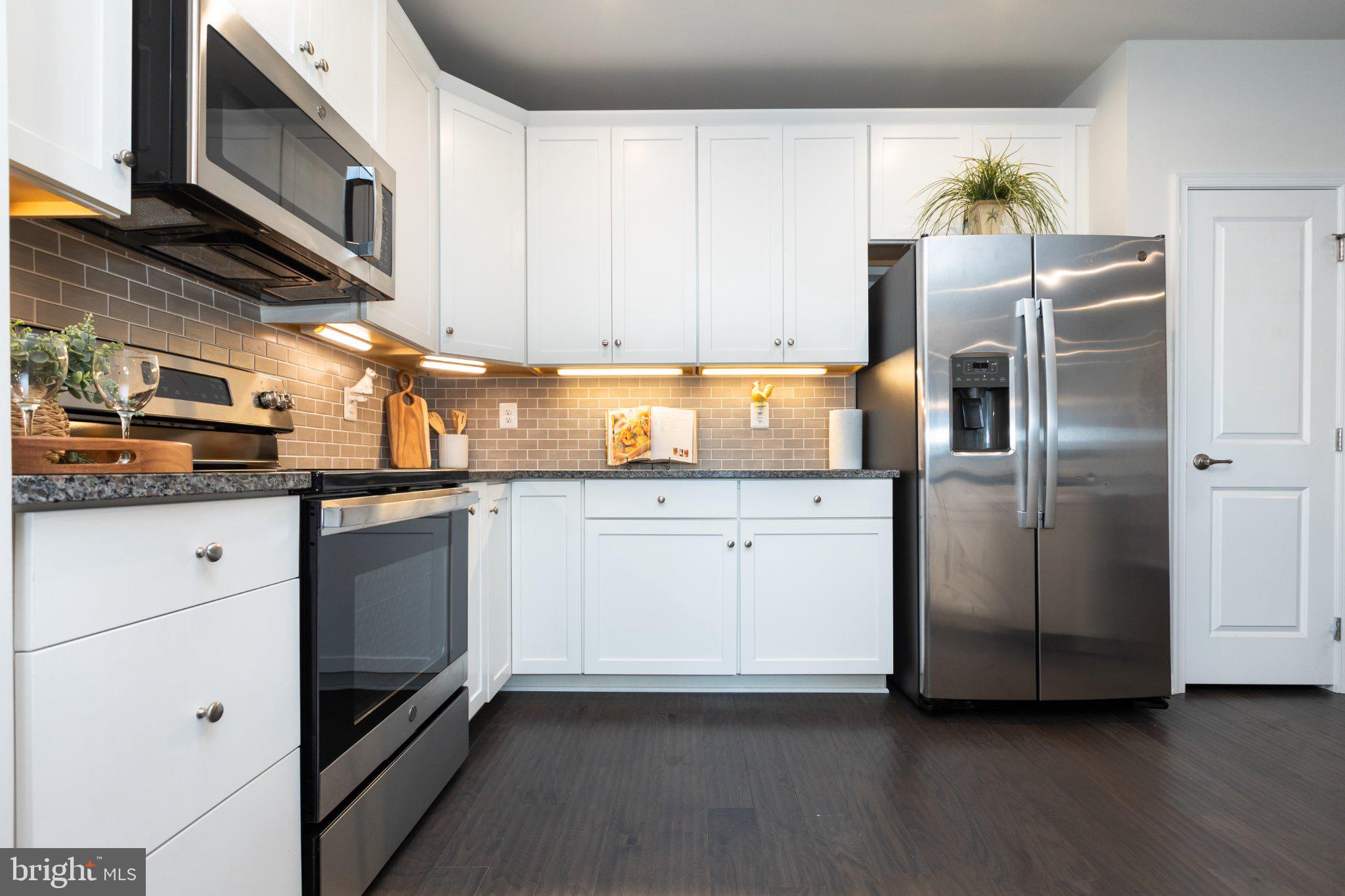 ELLICOTTS RETREAT - Residential