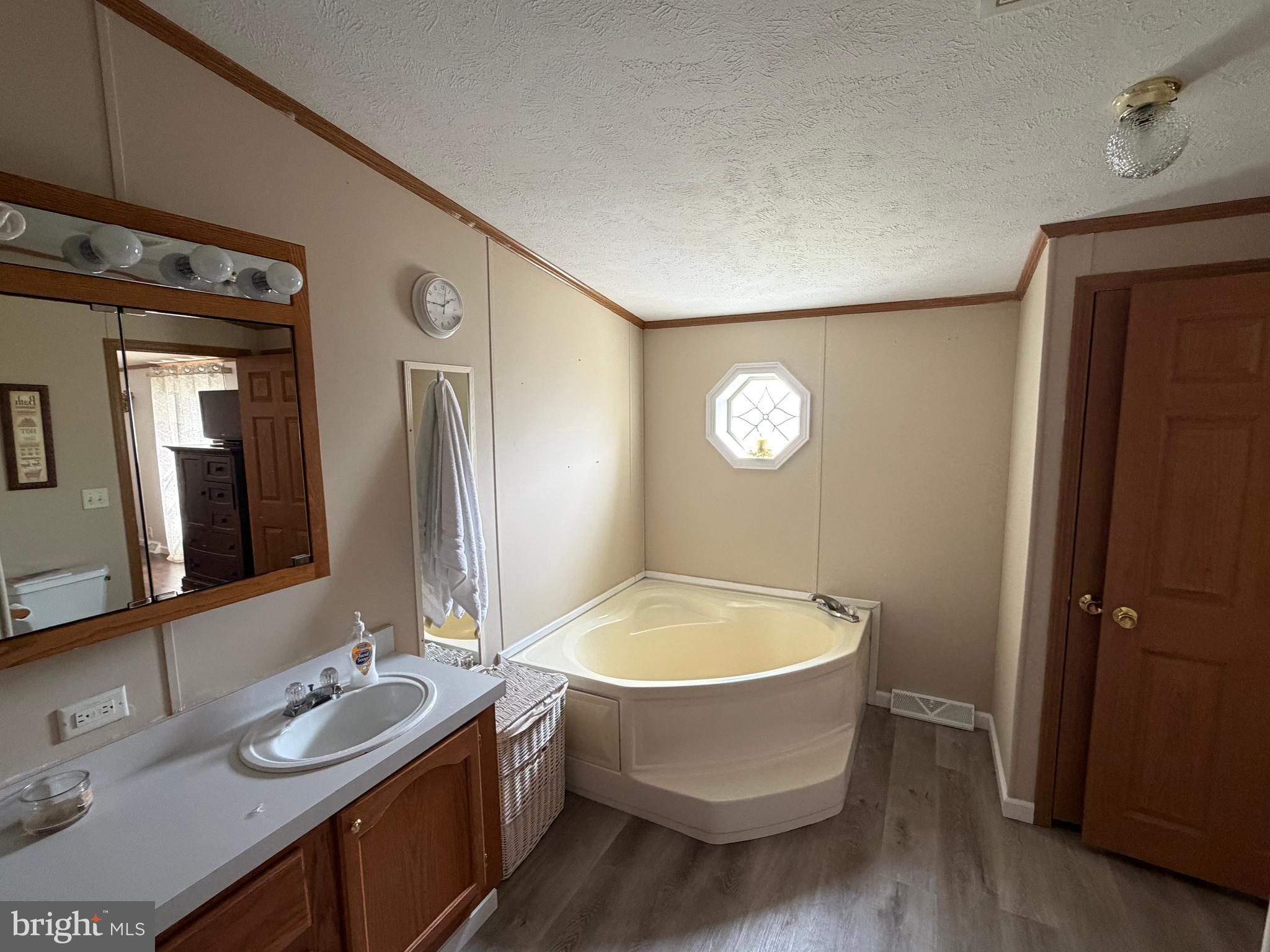 MEADOW BREEZE - Residential