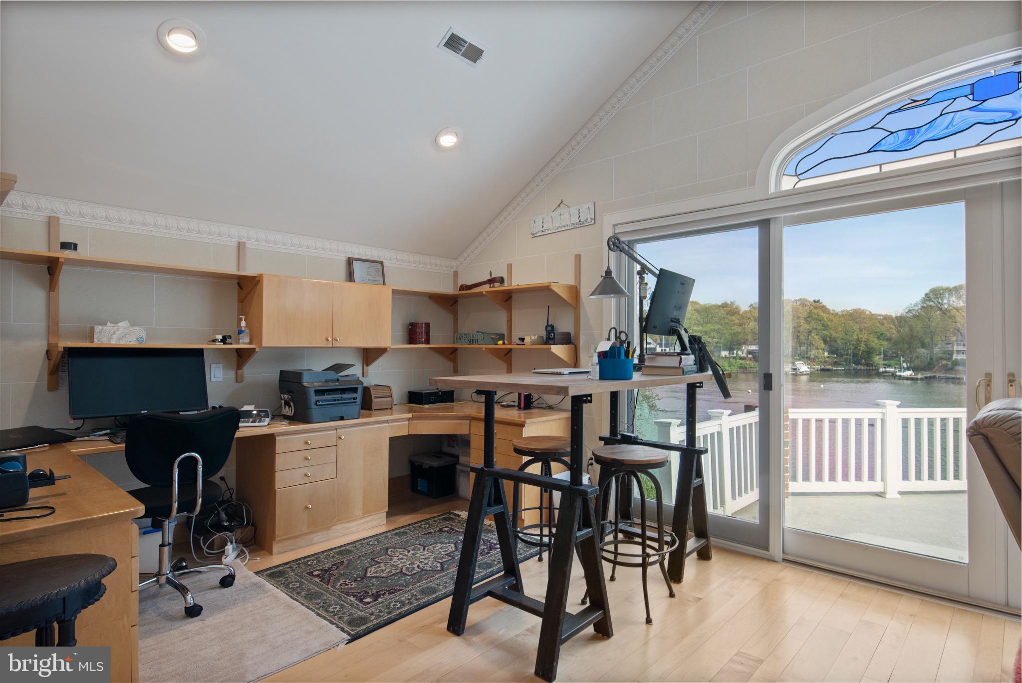 MAGOTHY BEACH - Residential