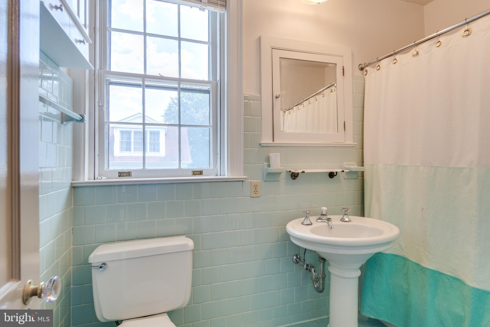 ROSEMONT - Residential