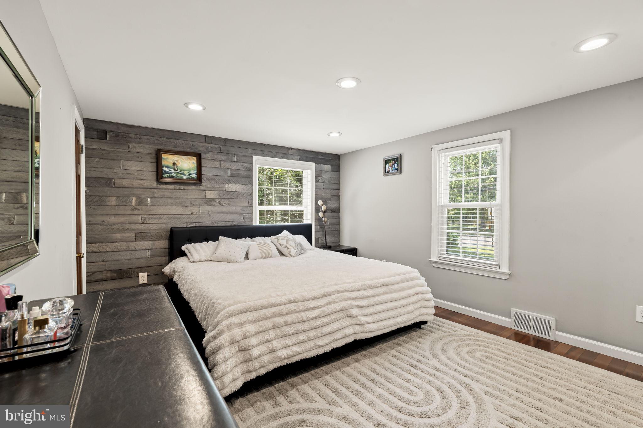 CASEY GDNS - Residential