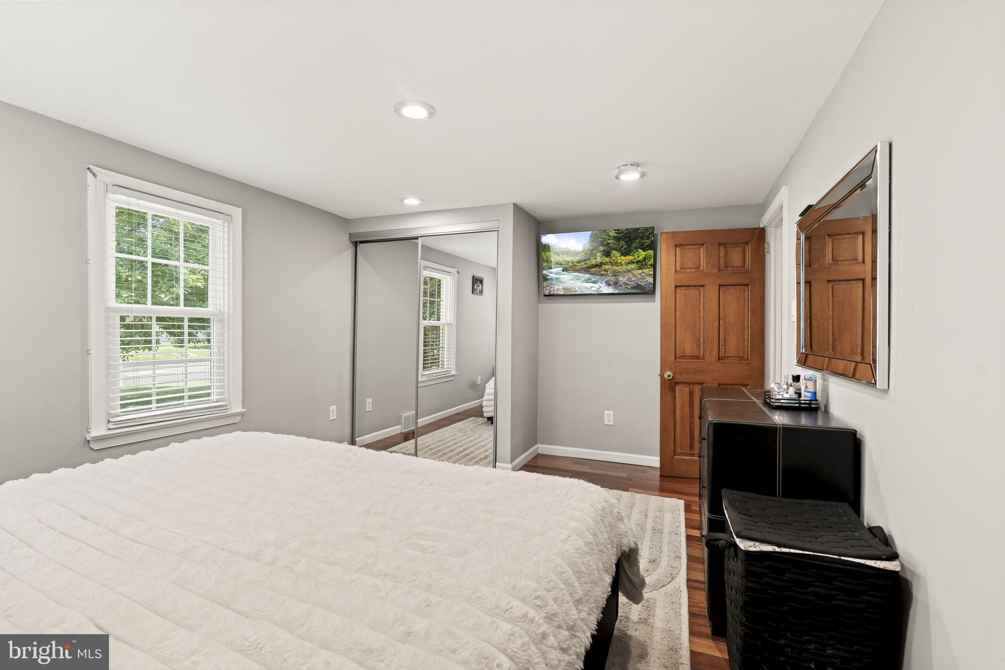 CASEY GDNS - Residential