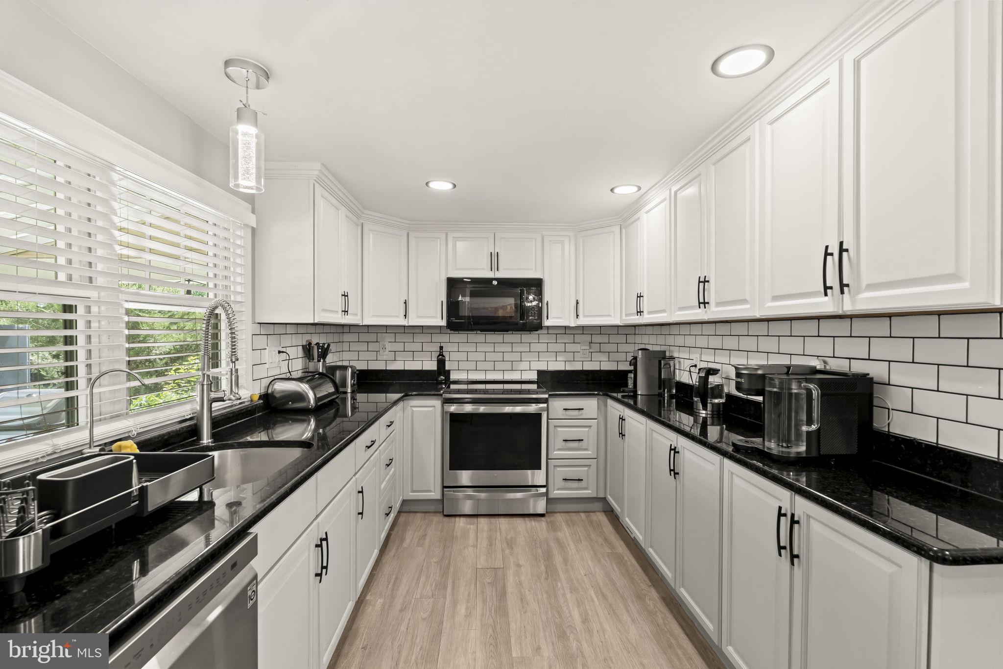 CASEY GDNS - Residential