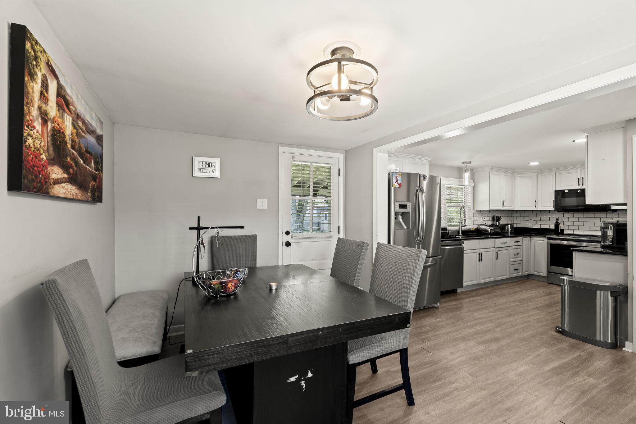 CASEY GDNS - Residential