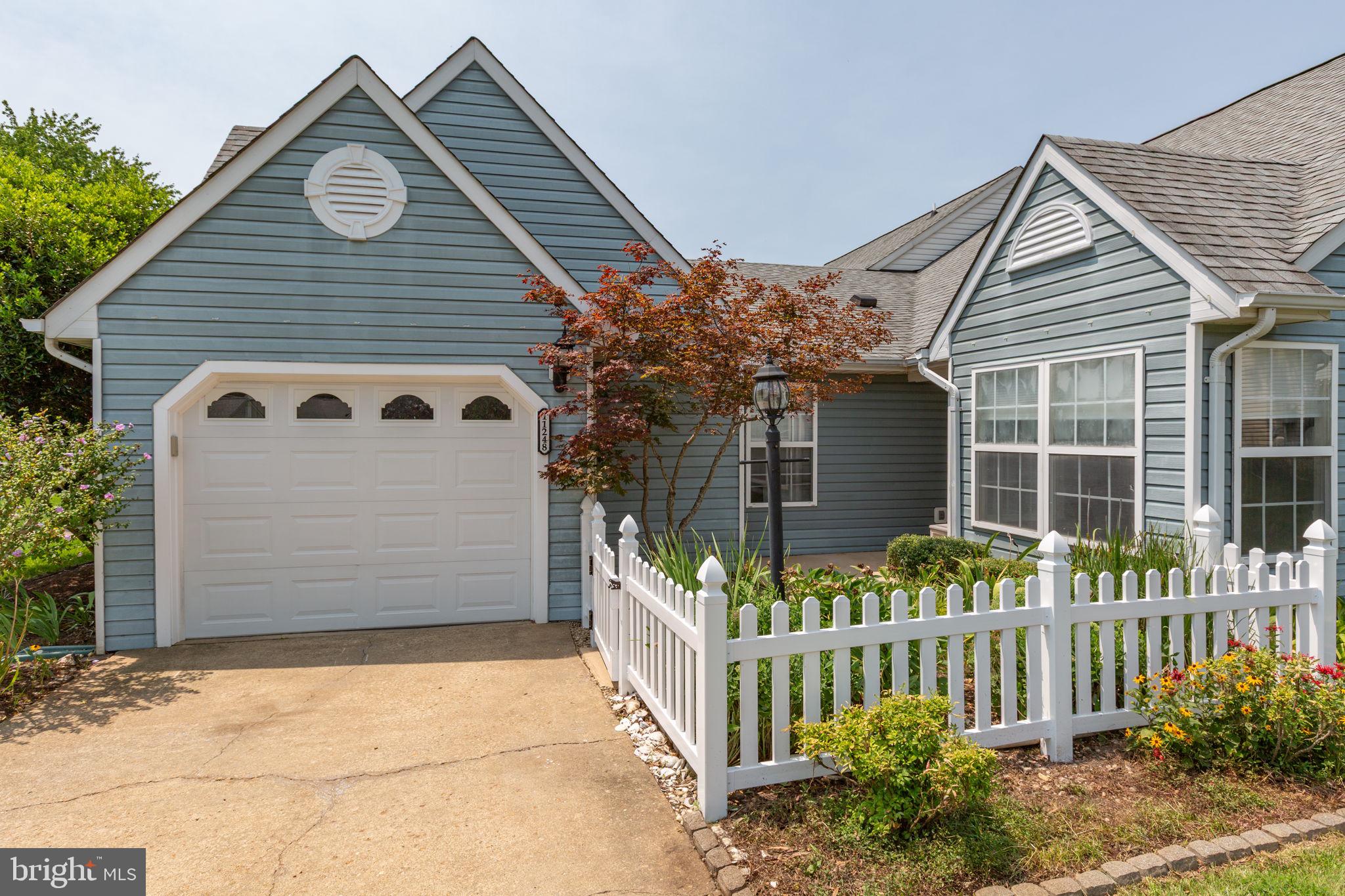SUMMERLAKE - Residential