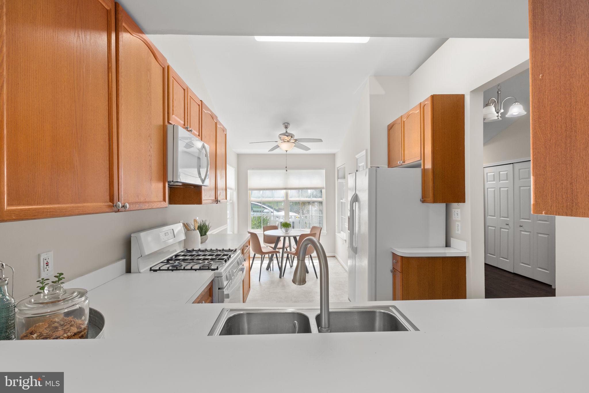 SUMMERLAKE - Residential