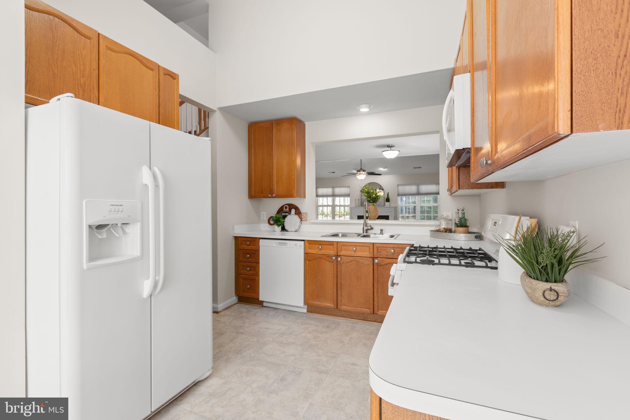 SUMMERLAKE - Residential