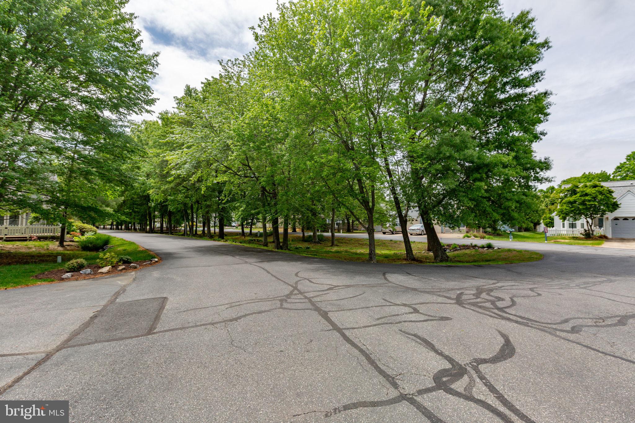 SUMMERLAKE - Residential