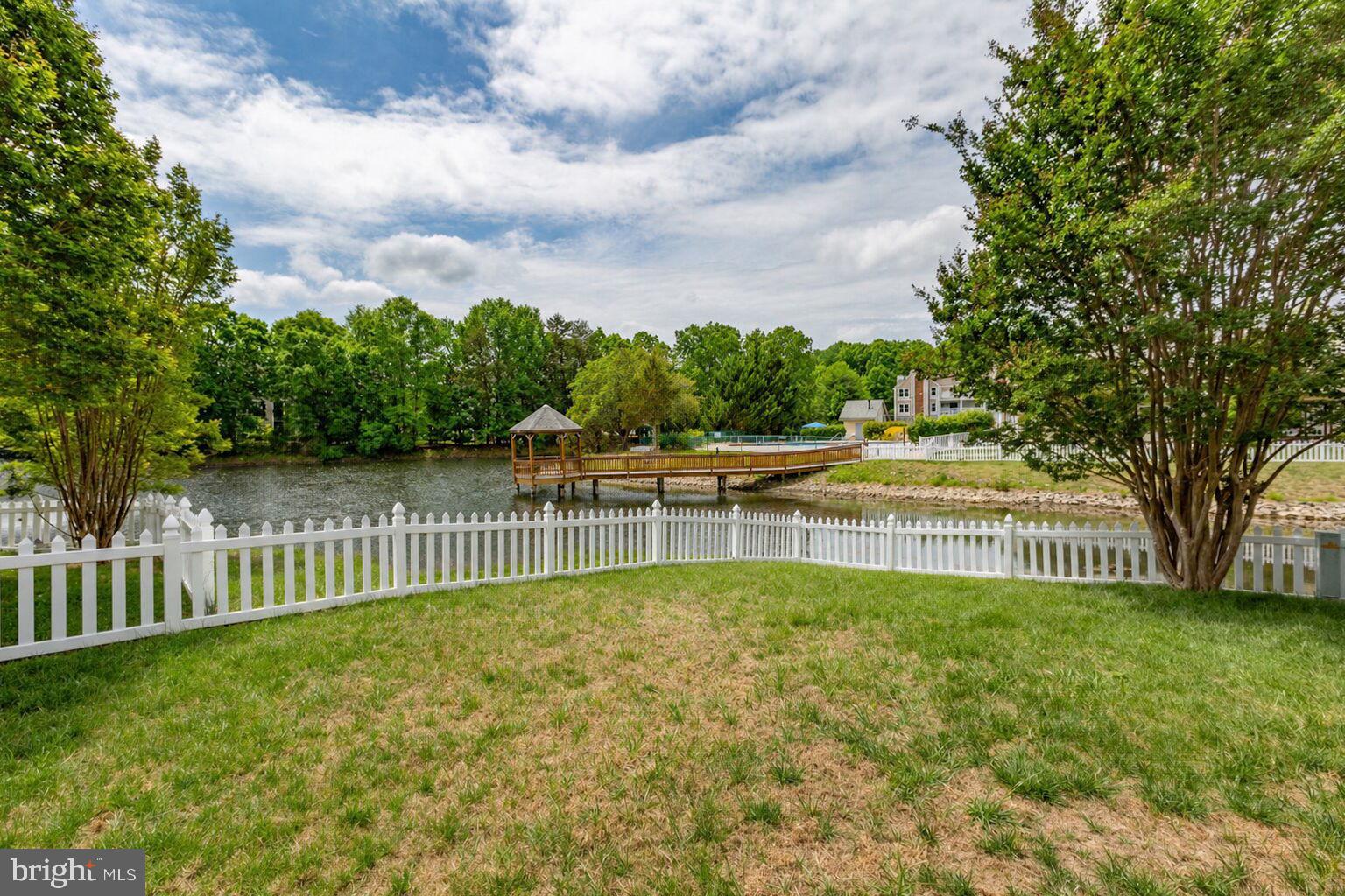 SUMMERLAKE - Residential