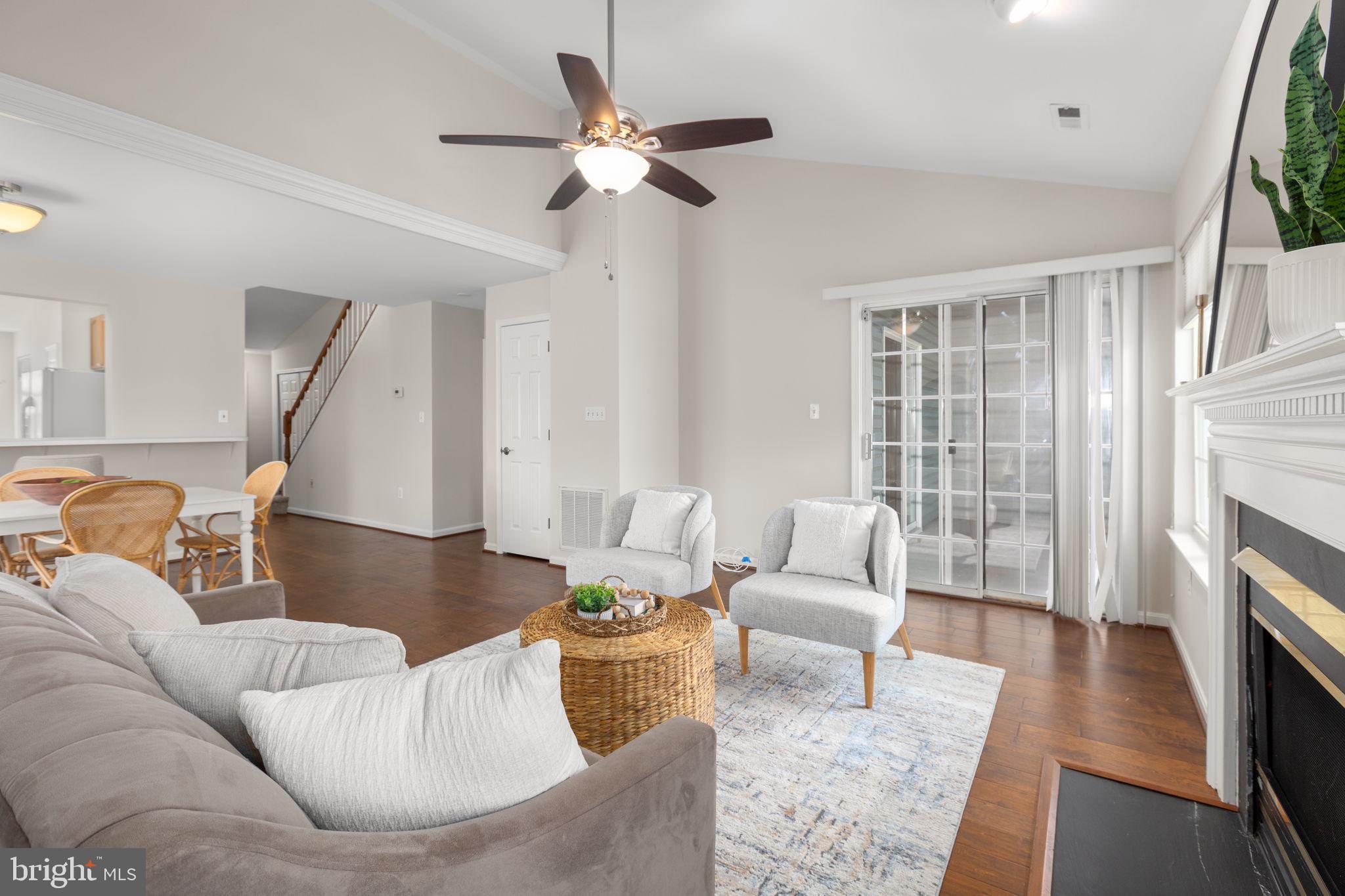 SUMMERLAKE - Residential