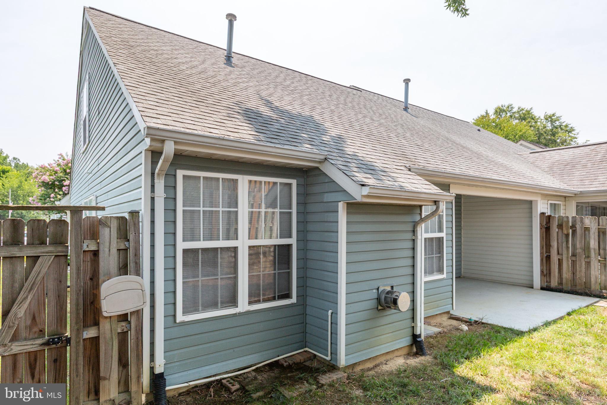 SUMMERLAKE - Residential