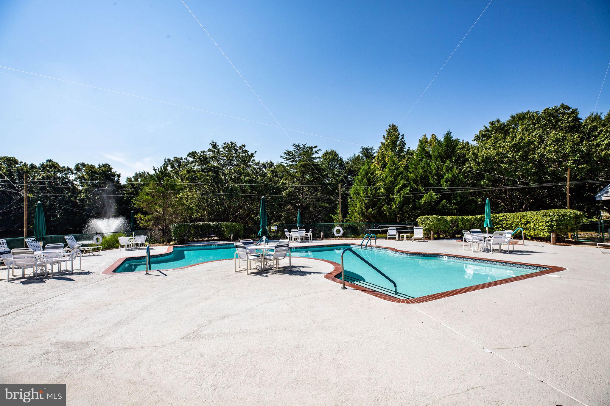 SUMMERLAKE - Residential