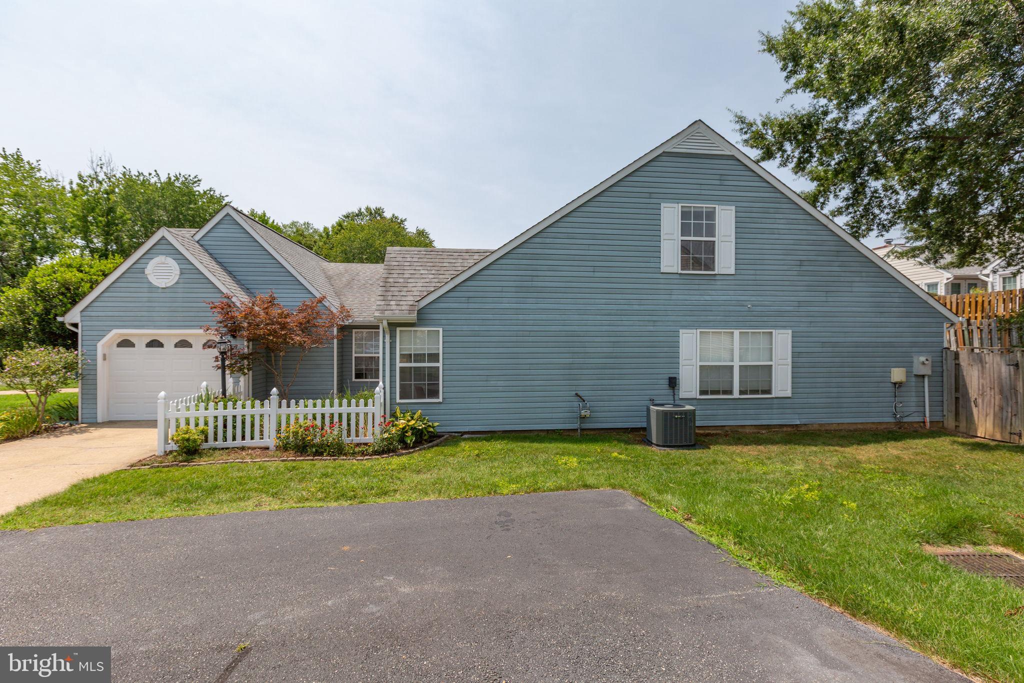 SUMMERLAKE - Residential