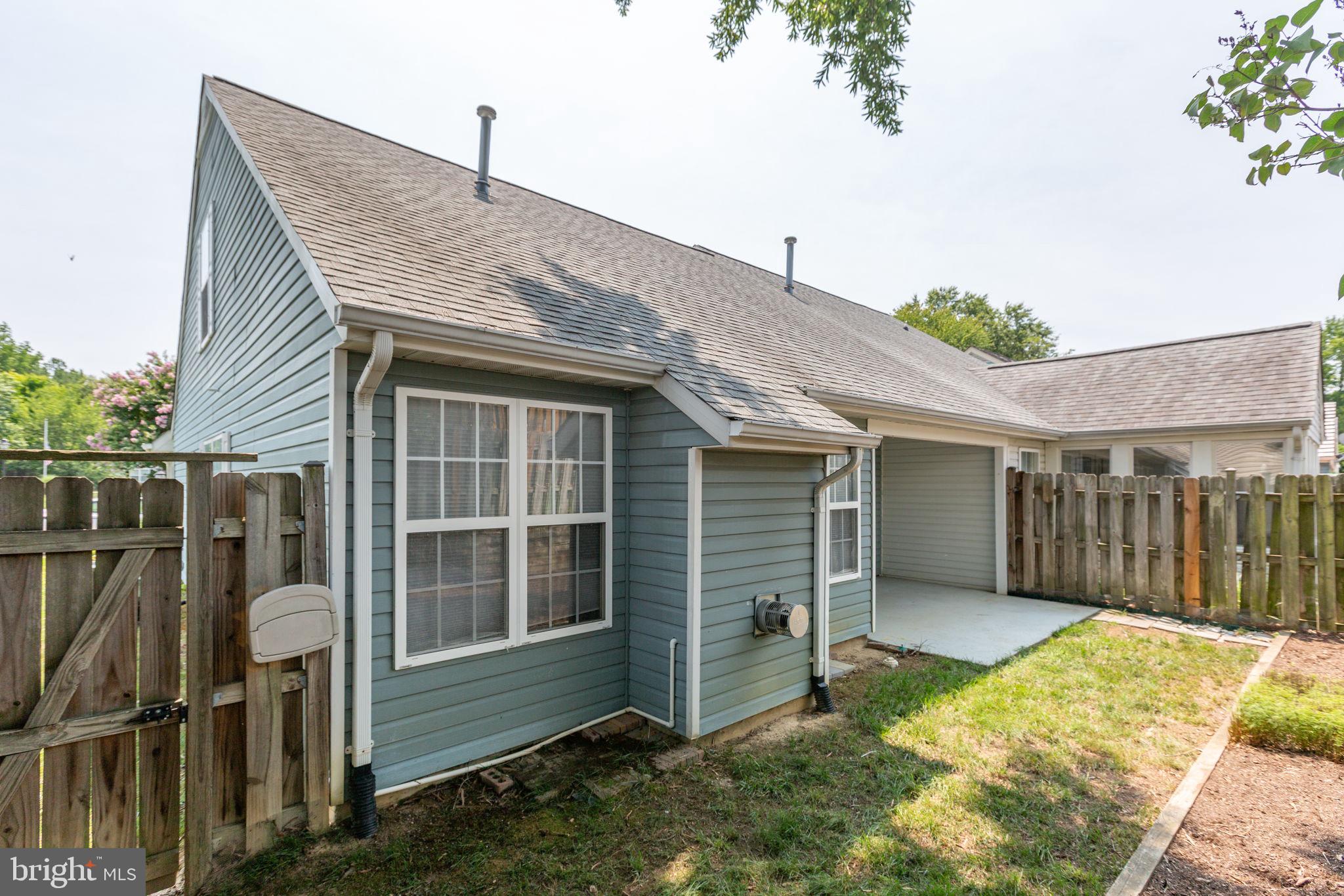 SUMMERLAKE - Residential