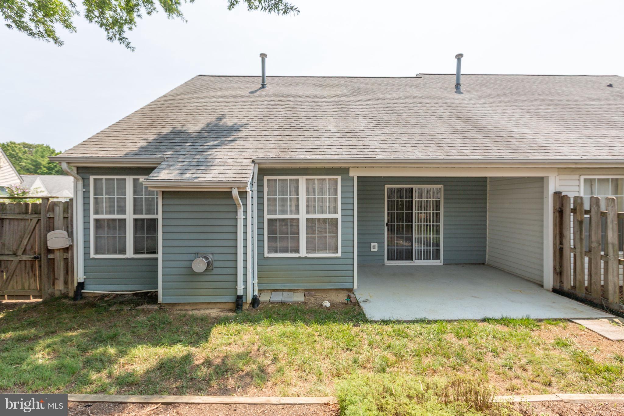 SUMMERLAKE - Residential