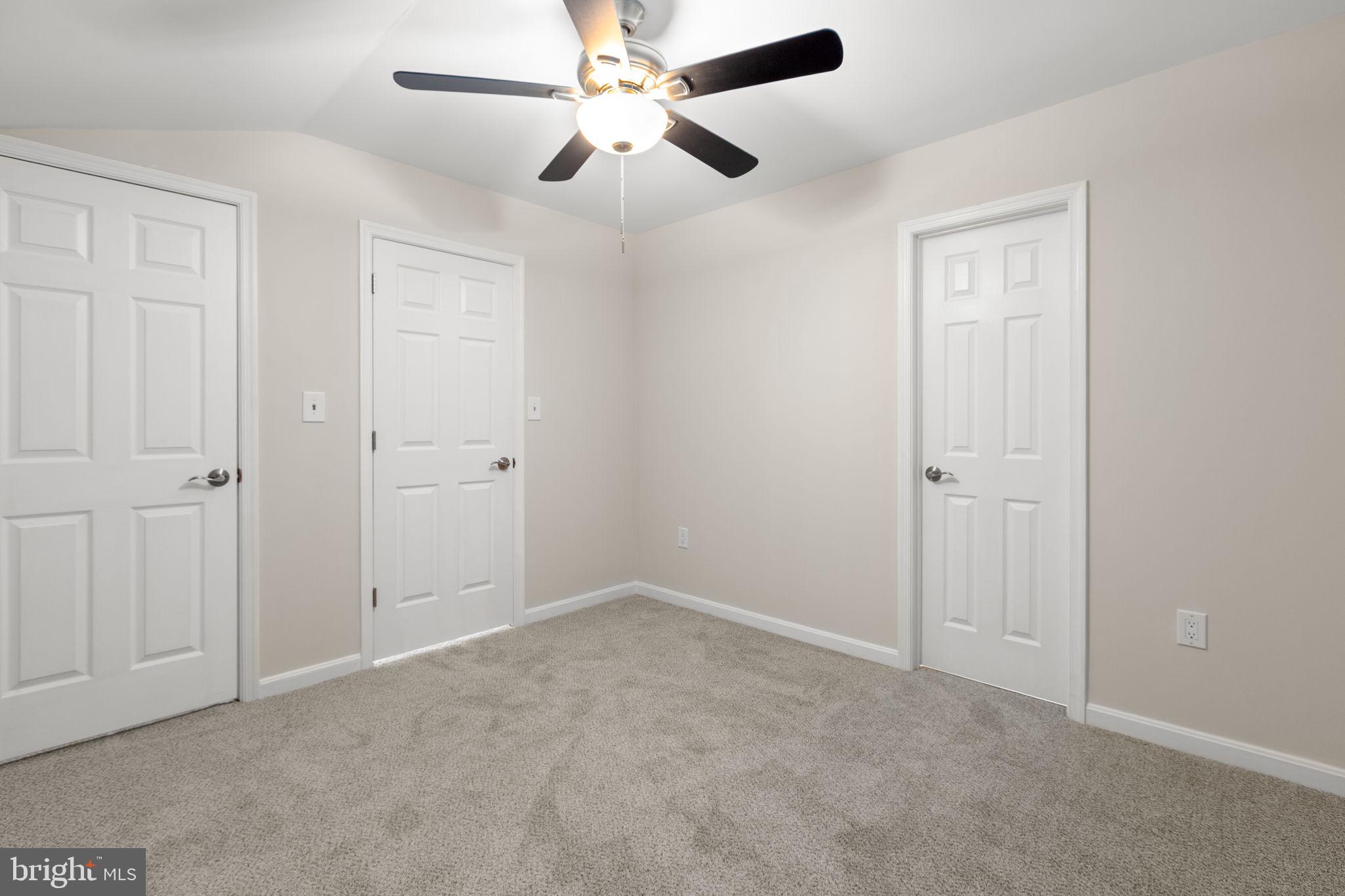 SUMMERLAKE - Residential