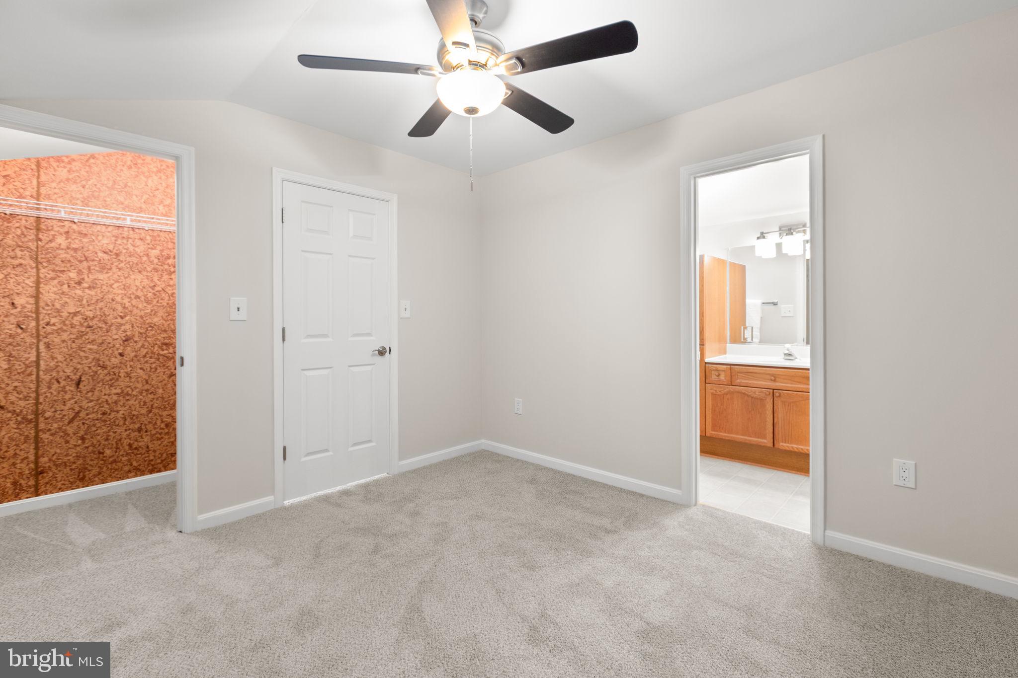 SUMMERLAKE - Residential