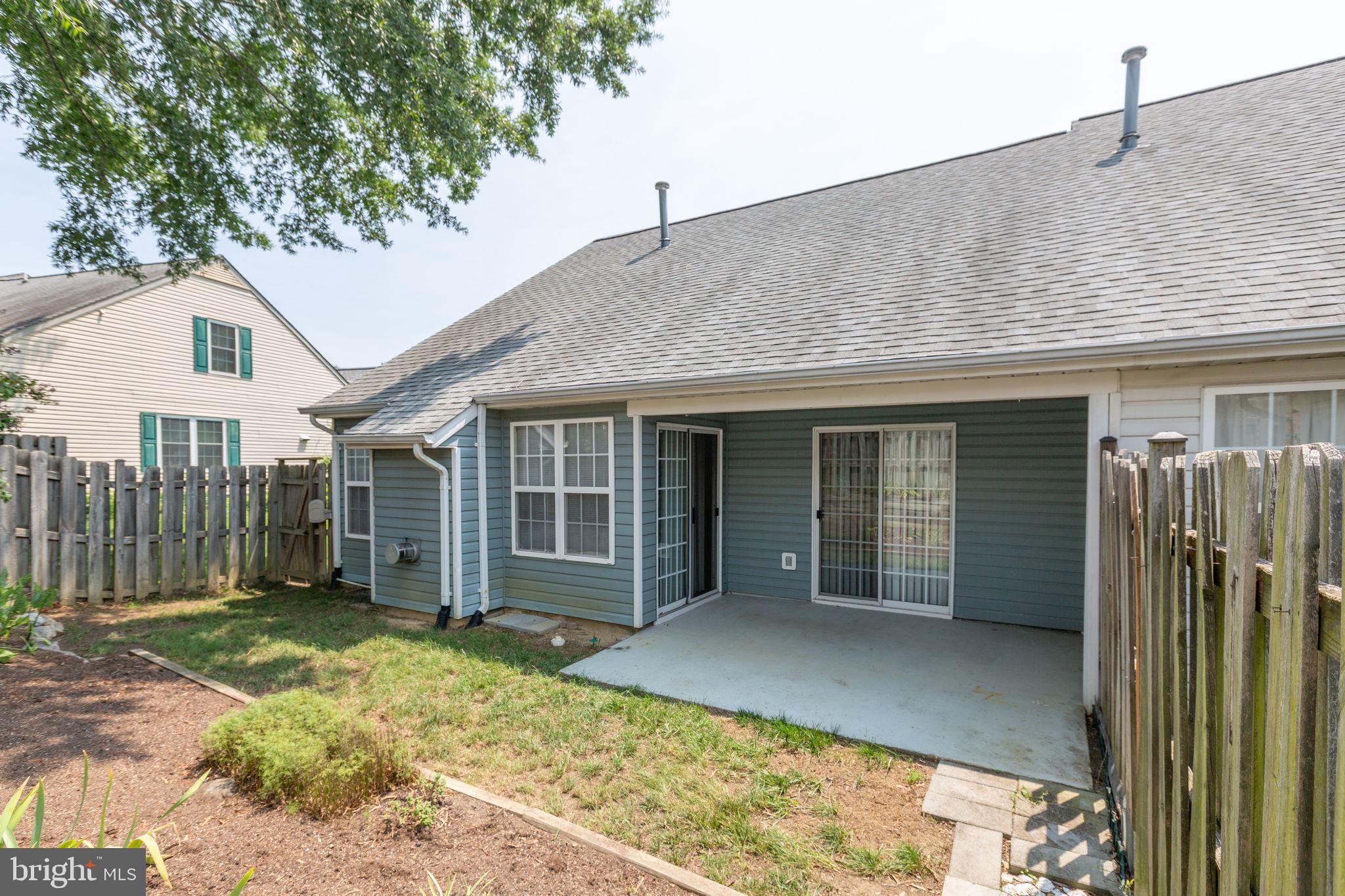 SUMMERLAKE - Residential