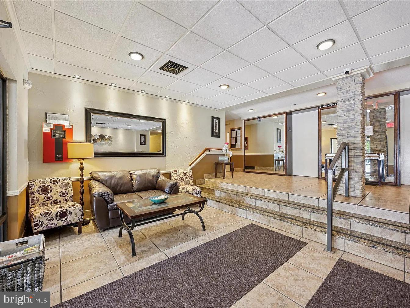 VALLEY RUN - Residential