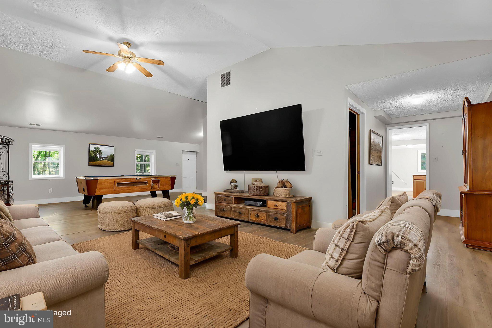 MYERSVILLE - Residential