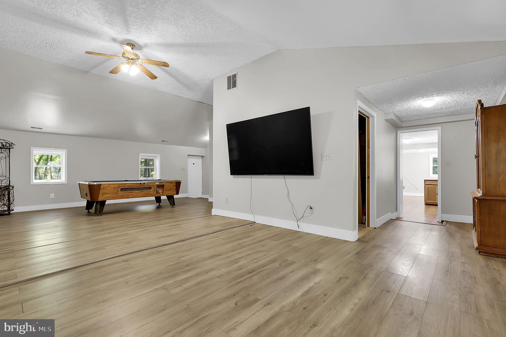 MYERSVILLE - Residential
