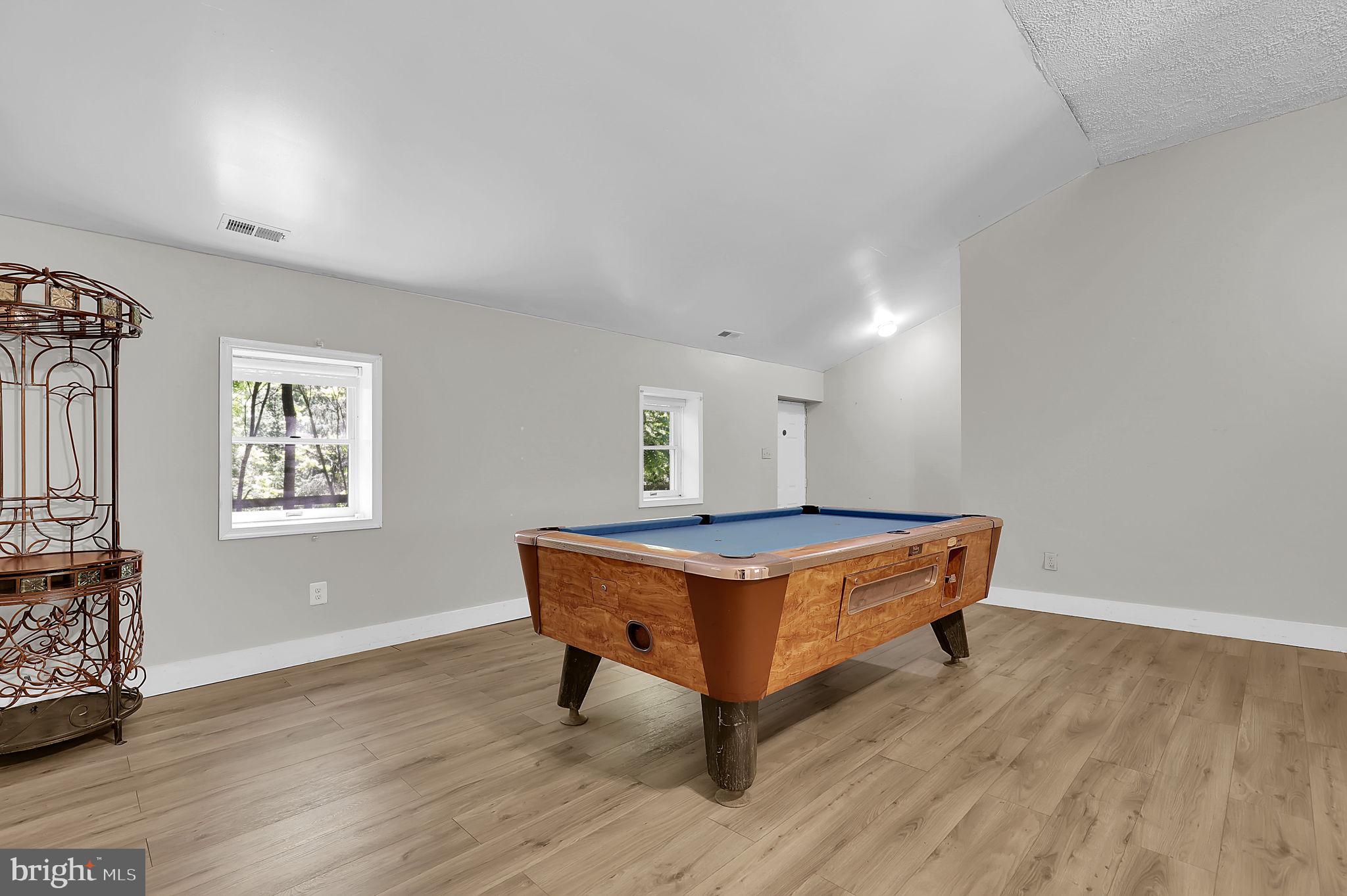 MYERSVILLE - Residential