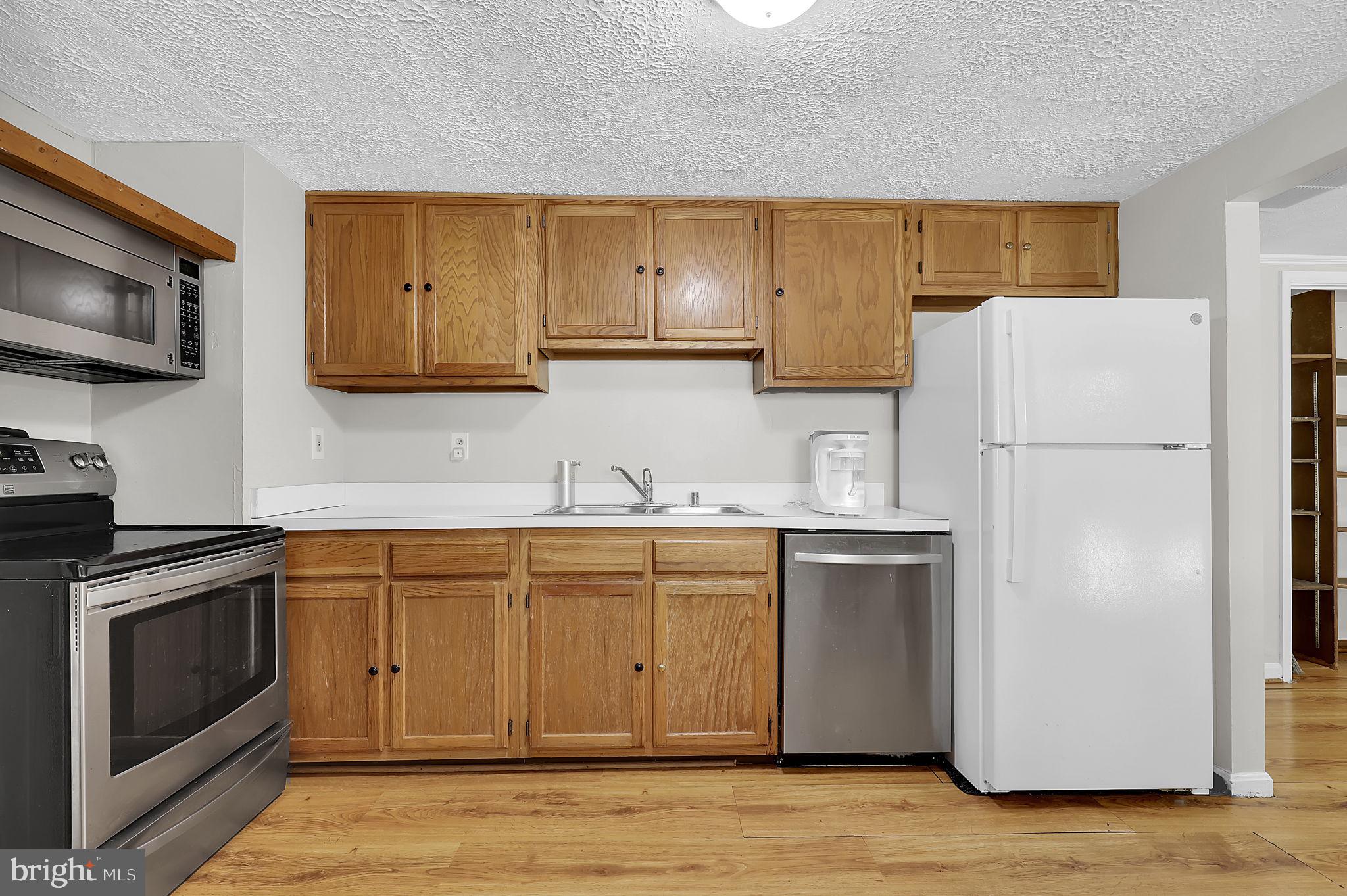 MYERSVILLE - Residential