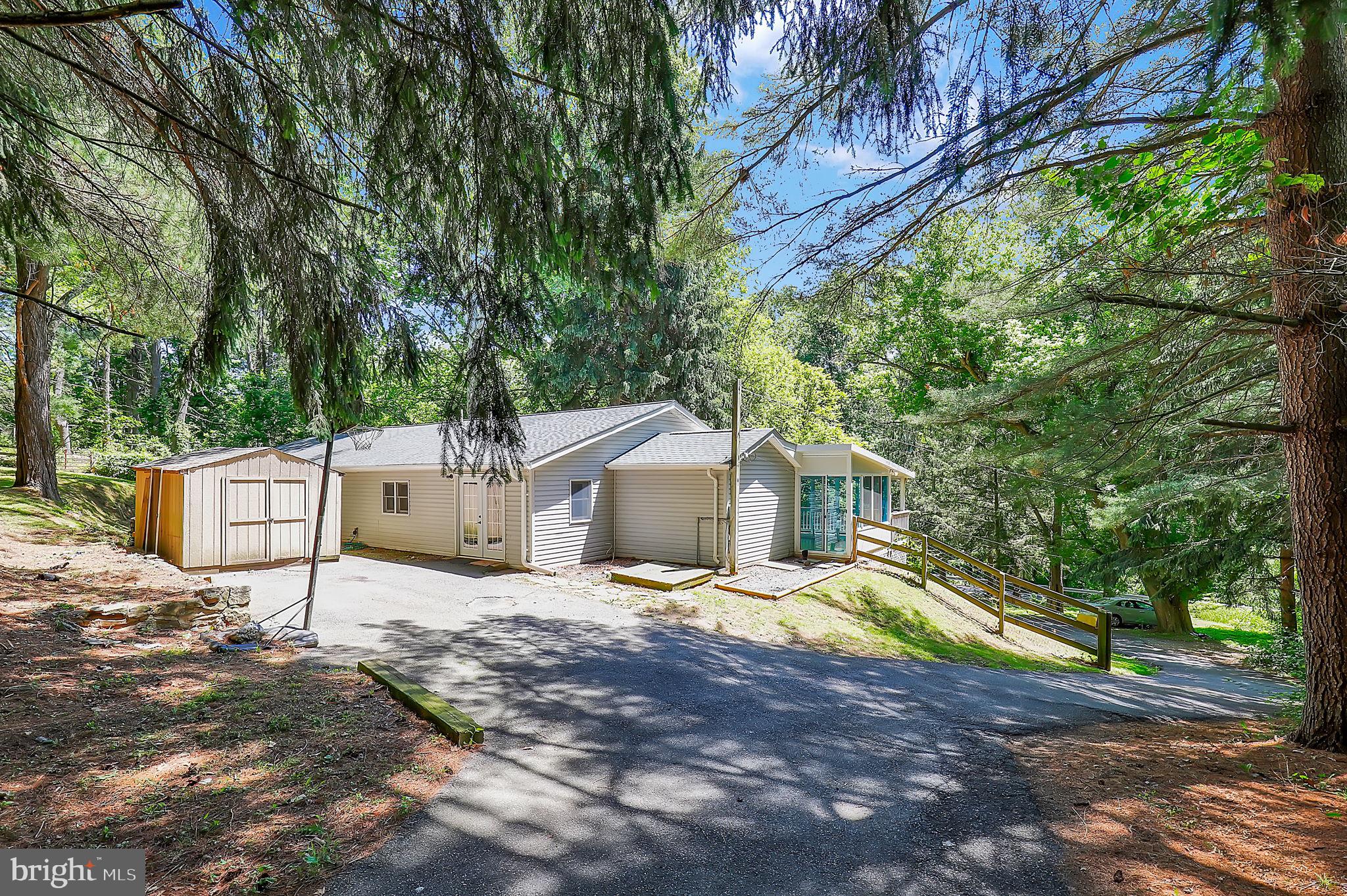 MYERSVILLE - Residential