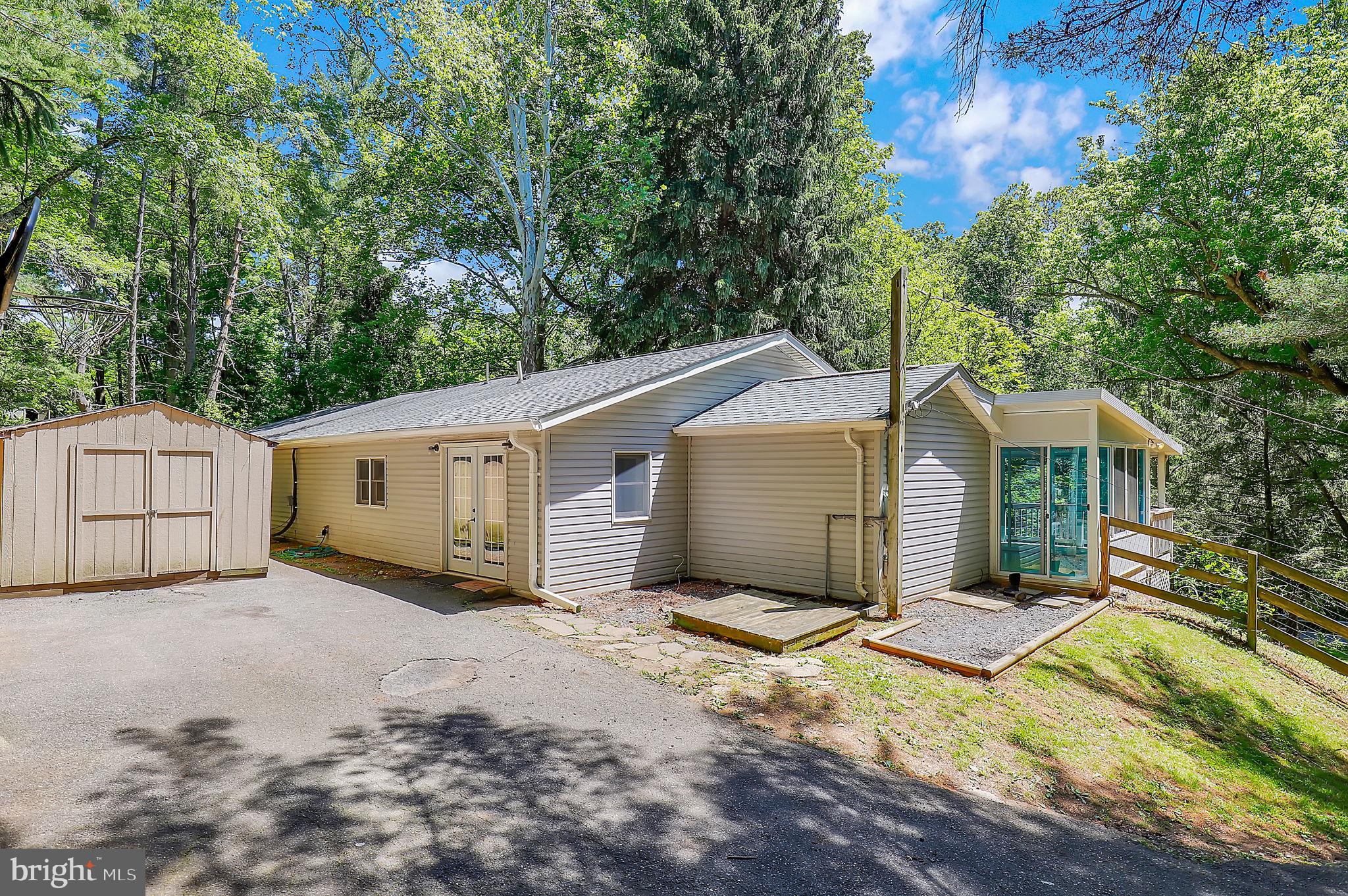 MYERSVILLE - Residential