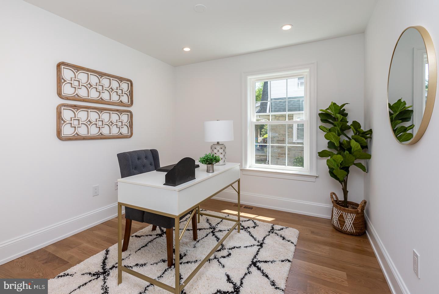 HAVERTOWN - Residential