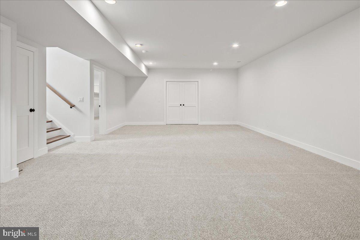 OAKWOOD - Residential