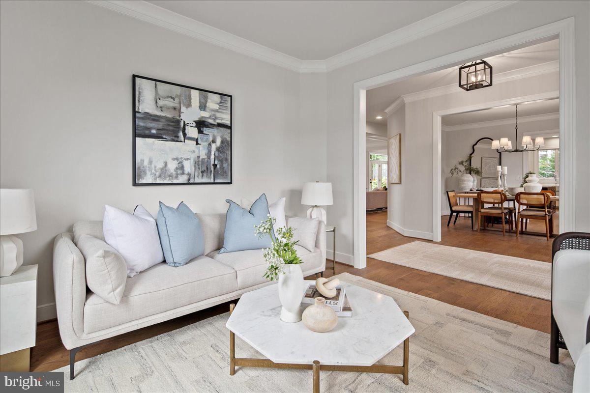 OAKWOOD - Residential