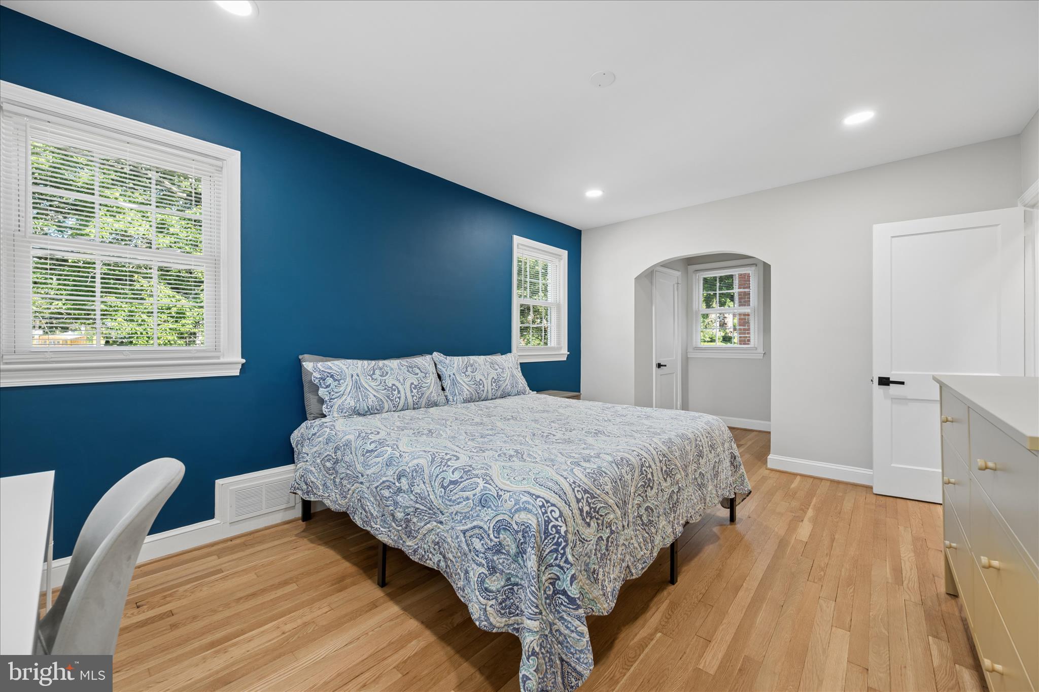 CAMERON HEIGHTS - Residential