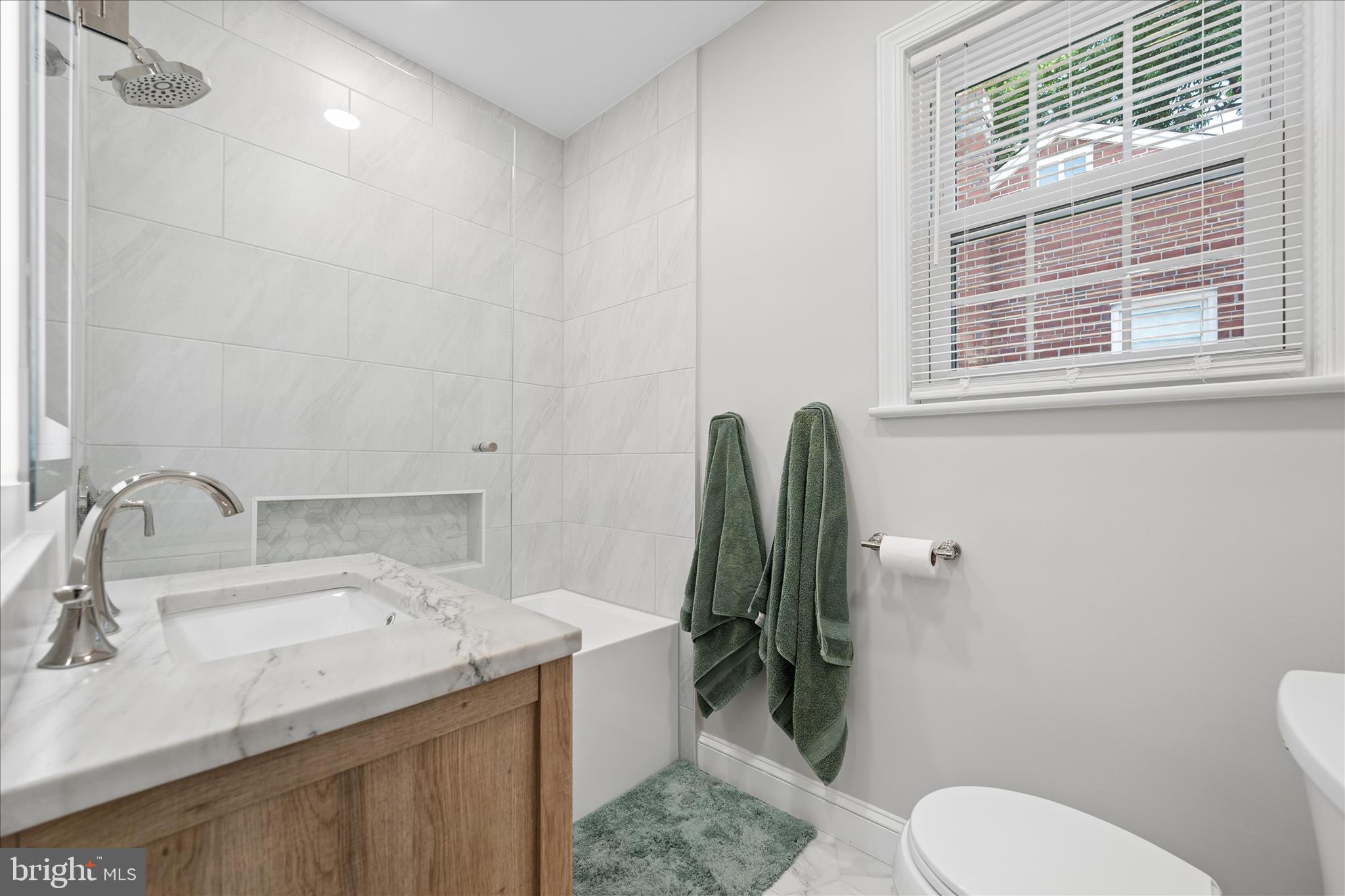 CAMERON HEIGHTS - Residential
