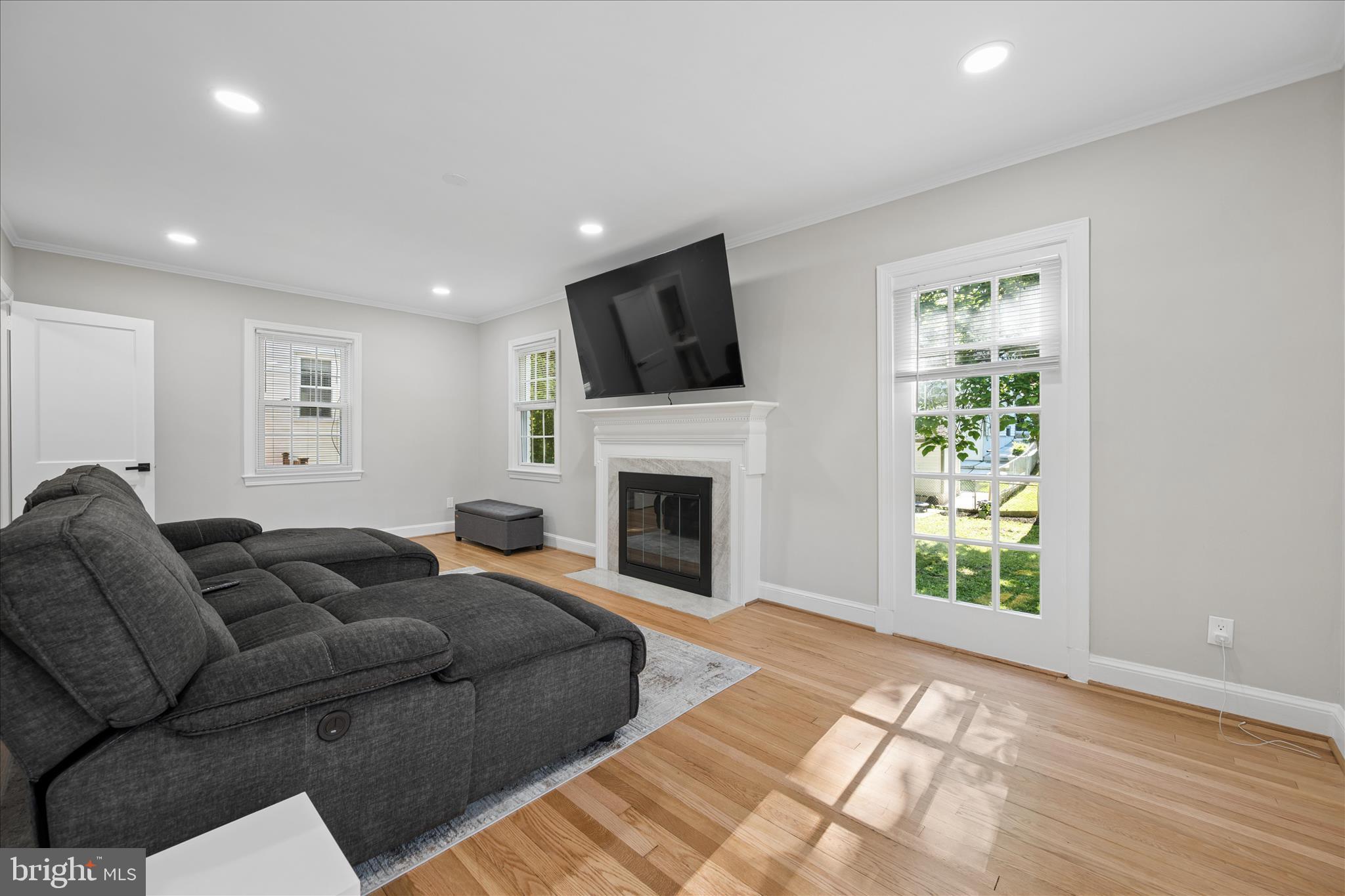 CAMERON HEIGHTS - Residential