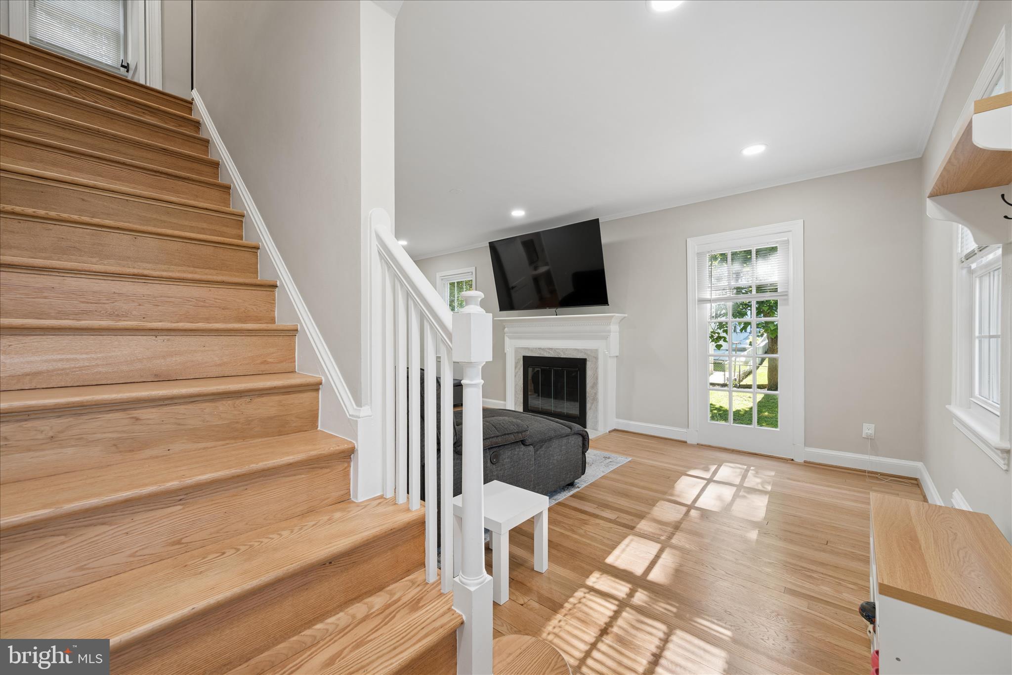 CAMERON HEIGHTS - Residential