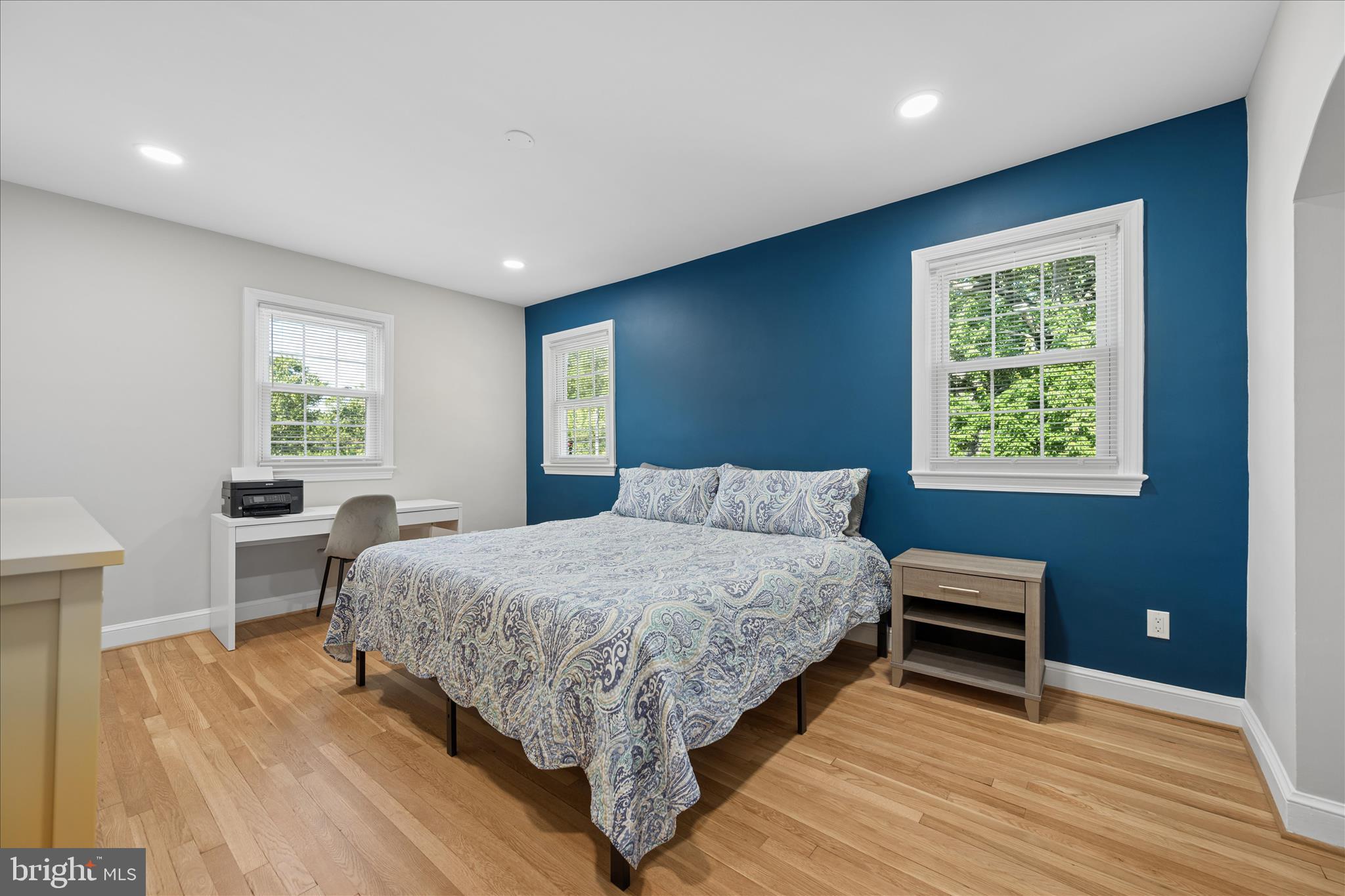 CAMERON HEIGHTS - Residential