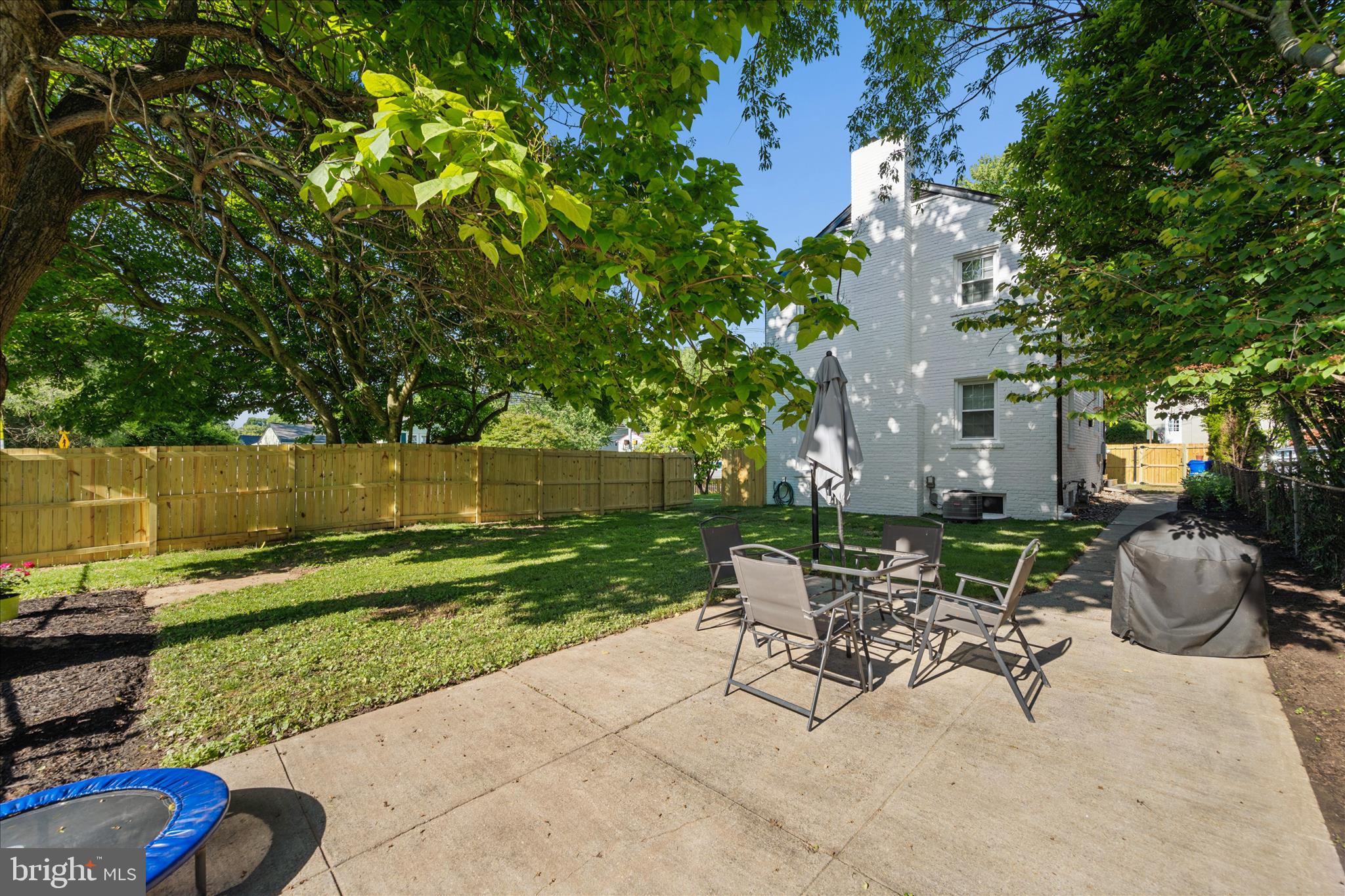 CAMERON HEIGHTS - Residential