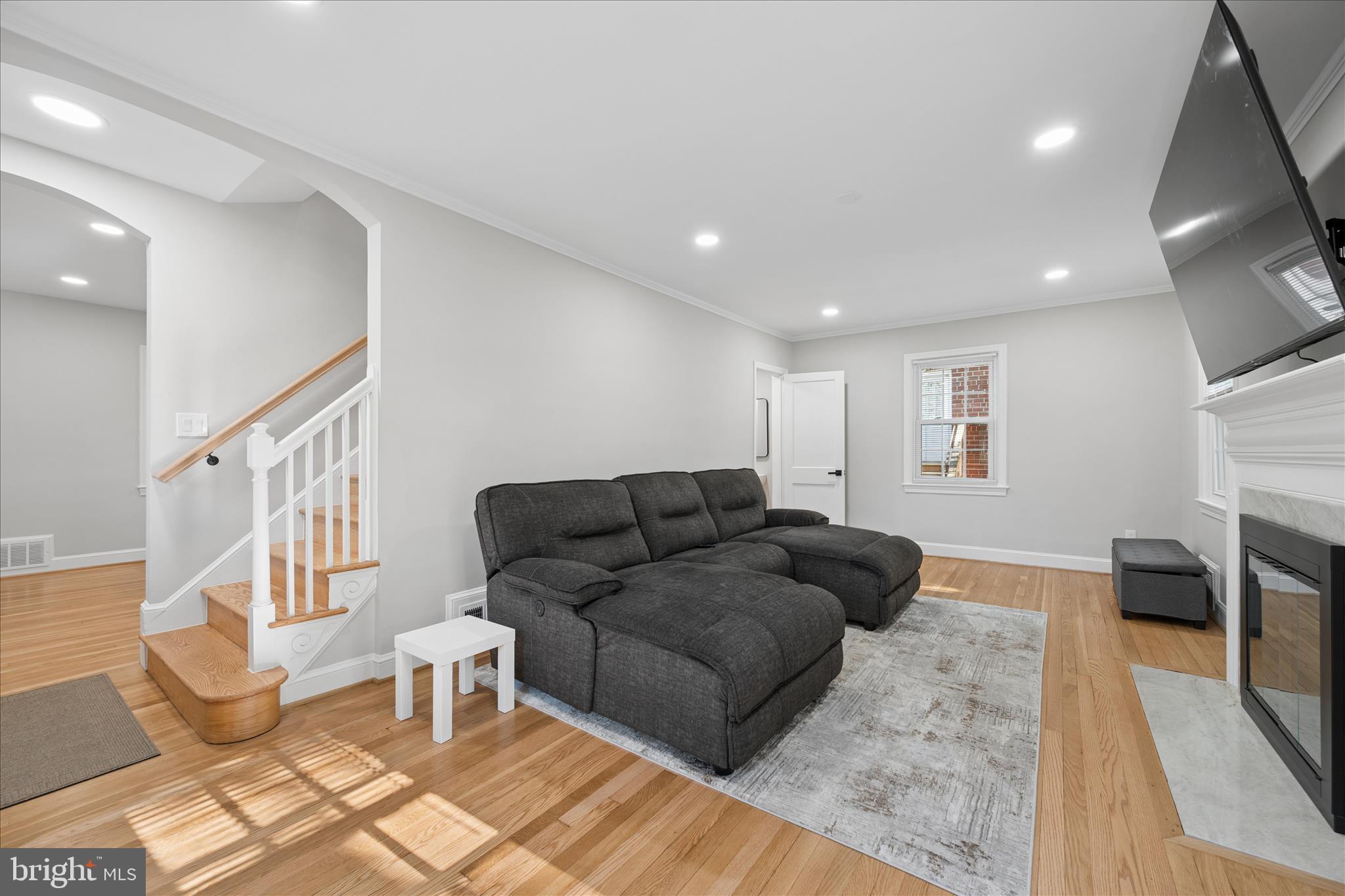CAMERON HEIGHTS - Residential