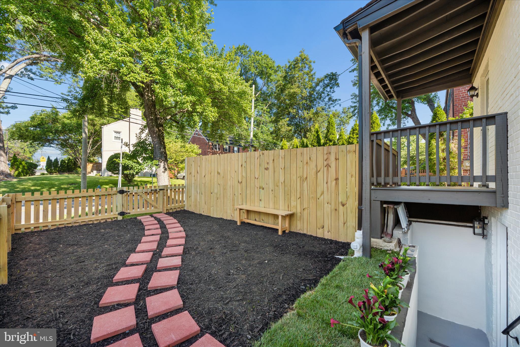 CAMERON HEIGHTS - Residential