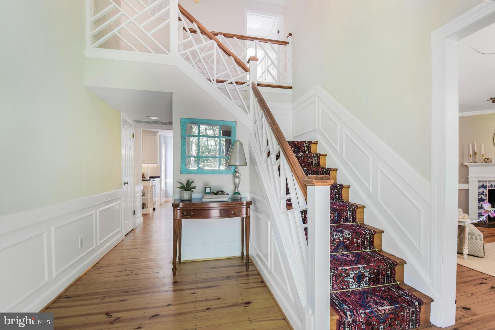 POTOMAC OUTSIDE - Residential
