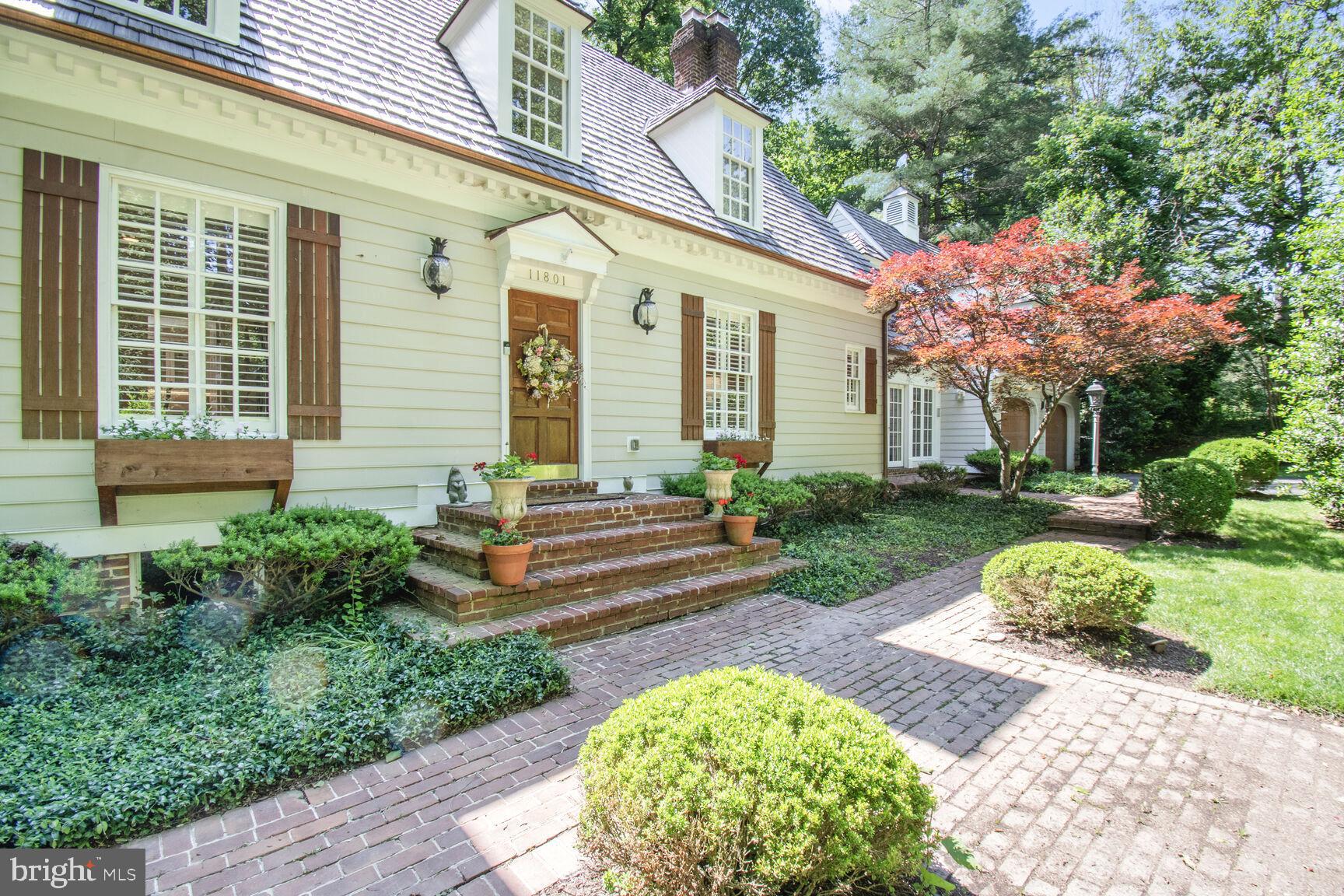 POTOMAC OUTSIDE - Residential