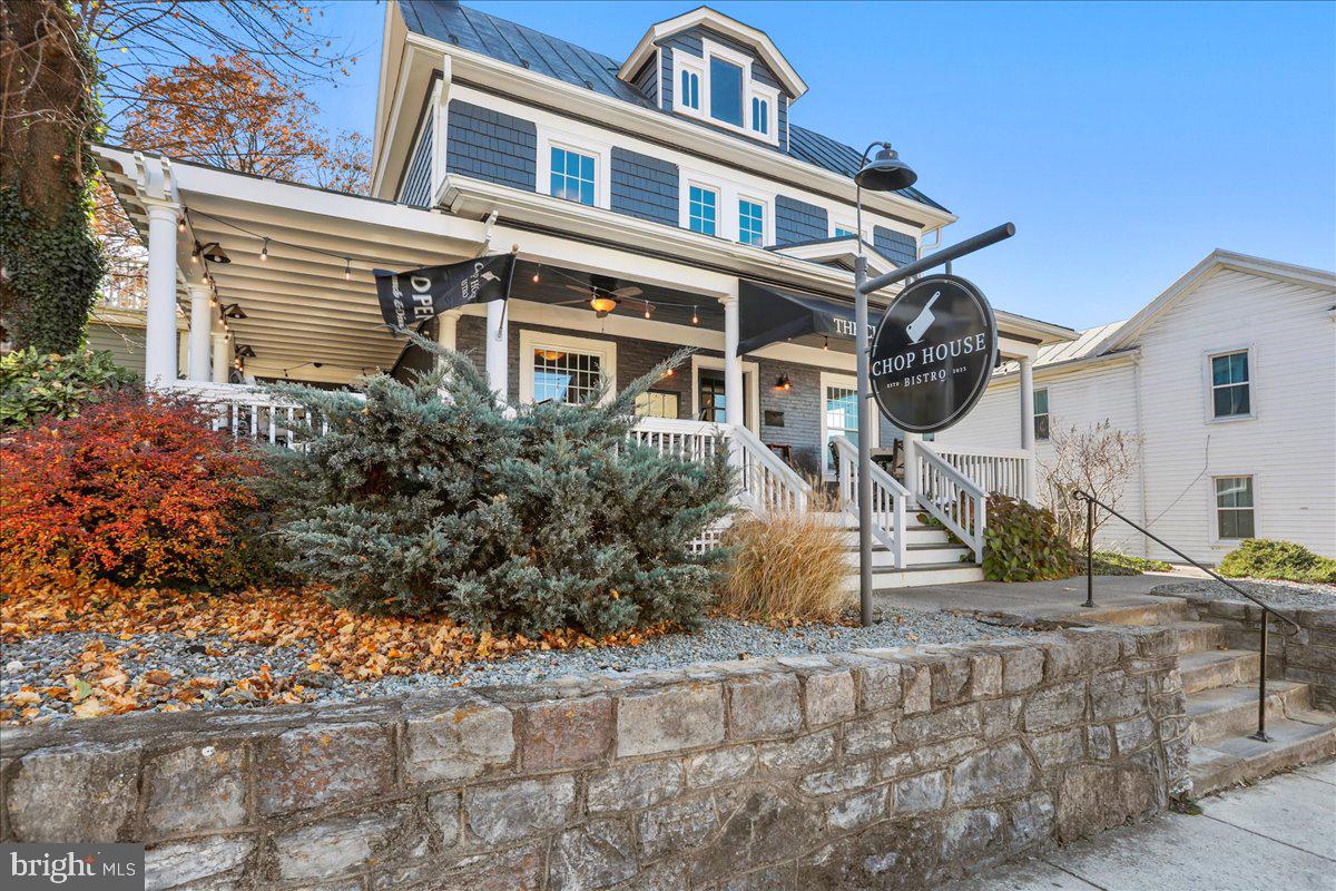 LURAY - Commercial Sale