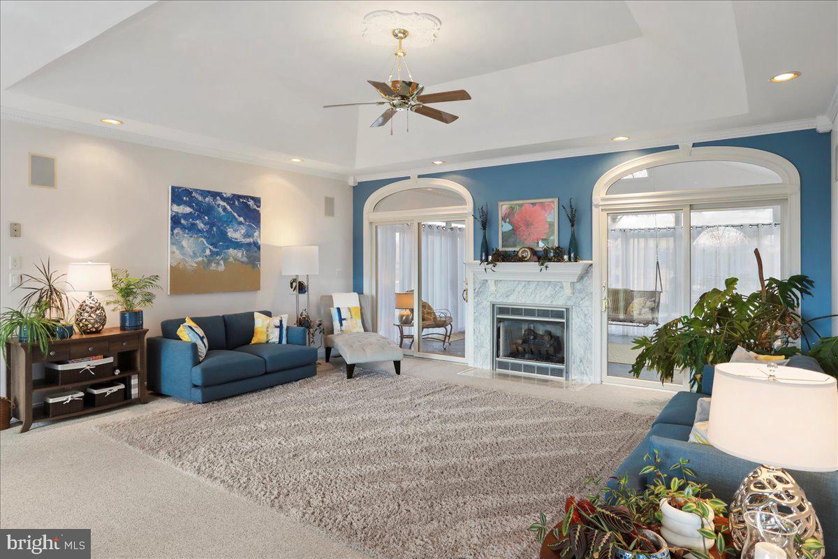 LURAY - Commercial Sale