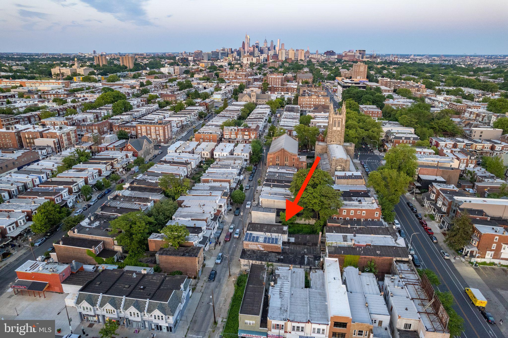 WALNUT HILL - Commercial Sale