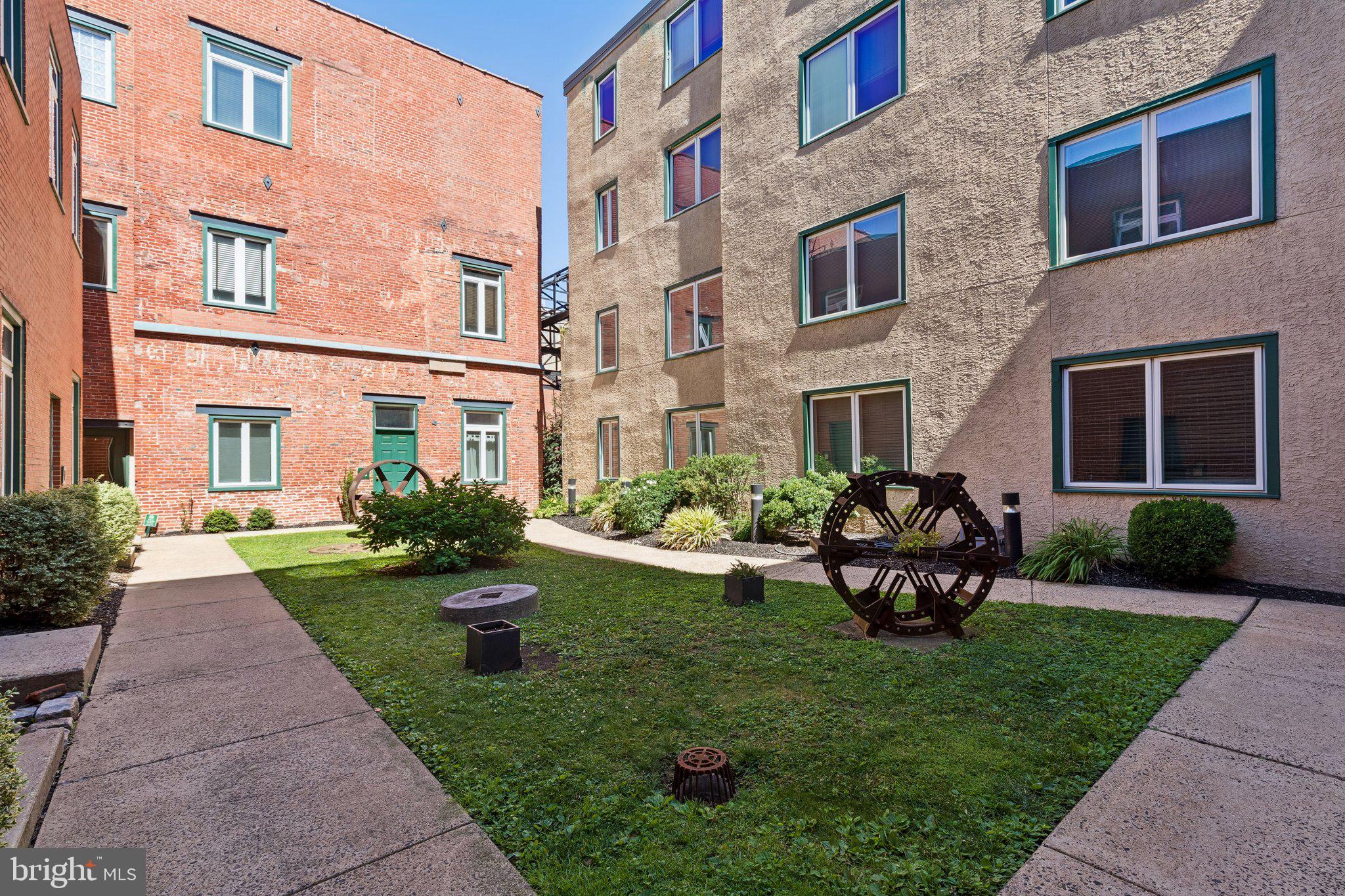 OLD CITY - Residential