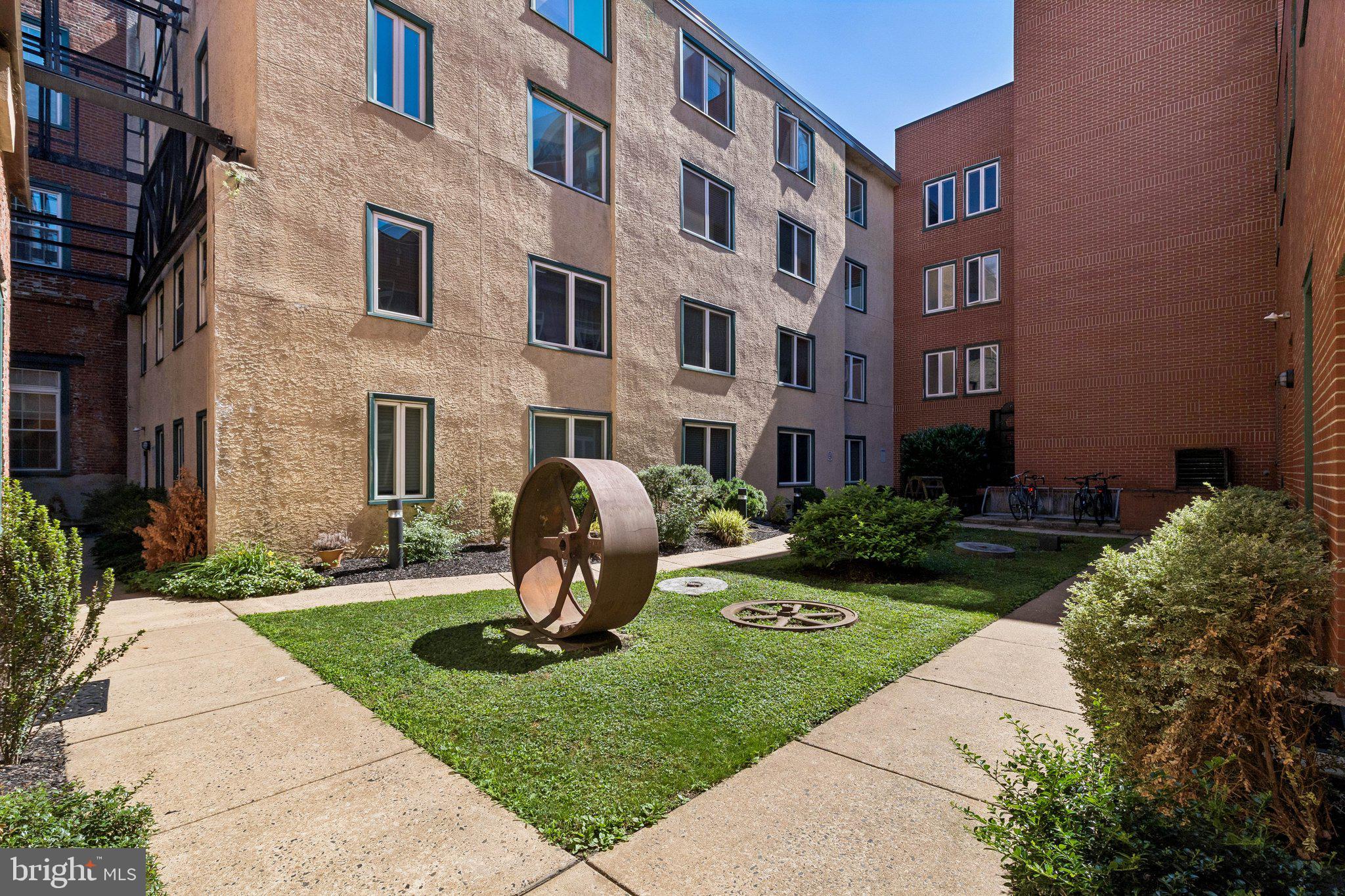 OLD CITY - Residential