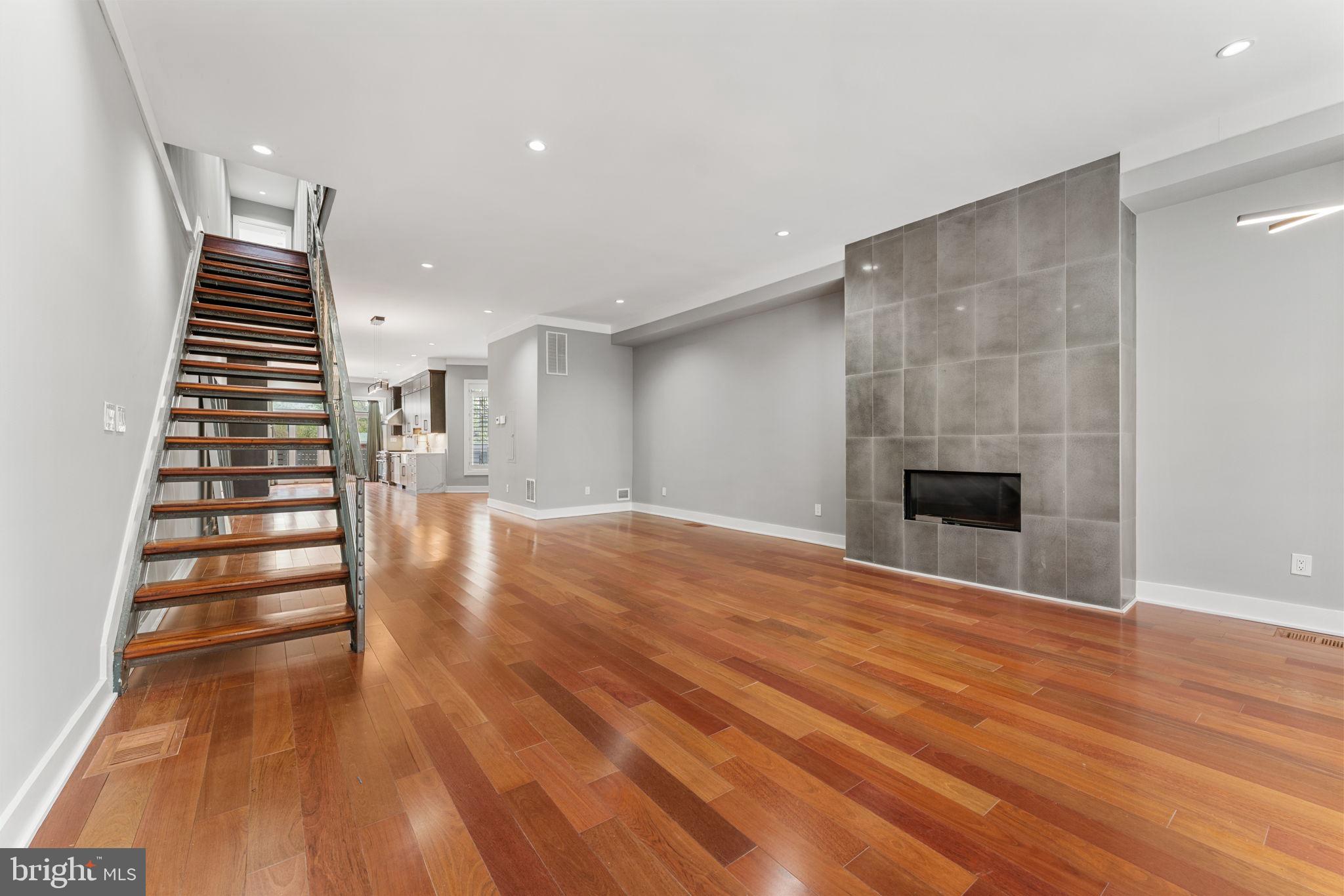 LEDROIT PARK - Residential Lease